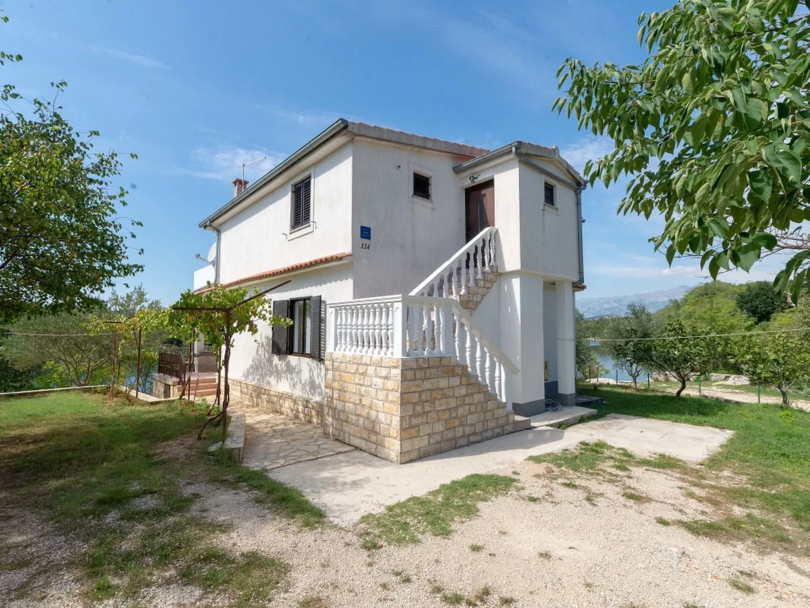 House Ribnica - Image-tags.info