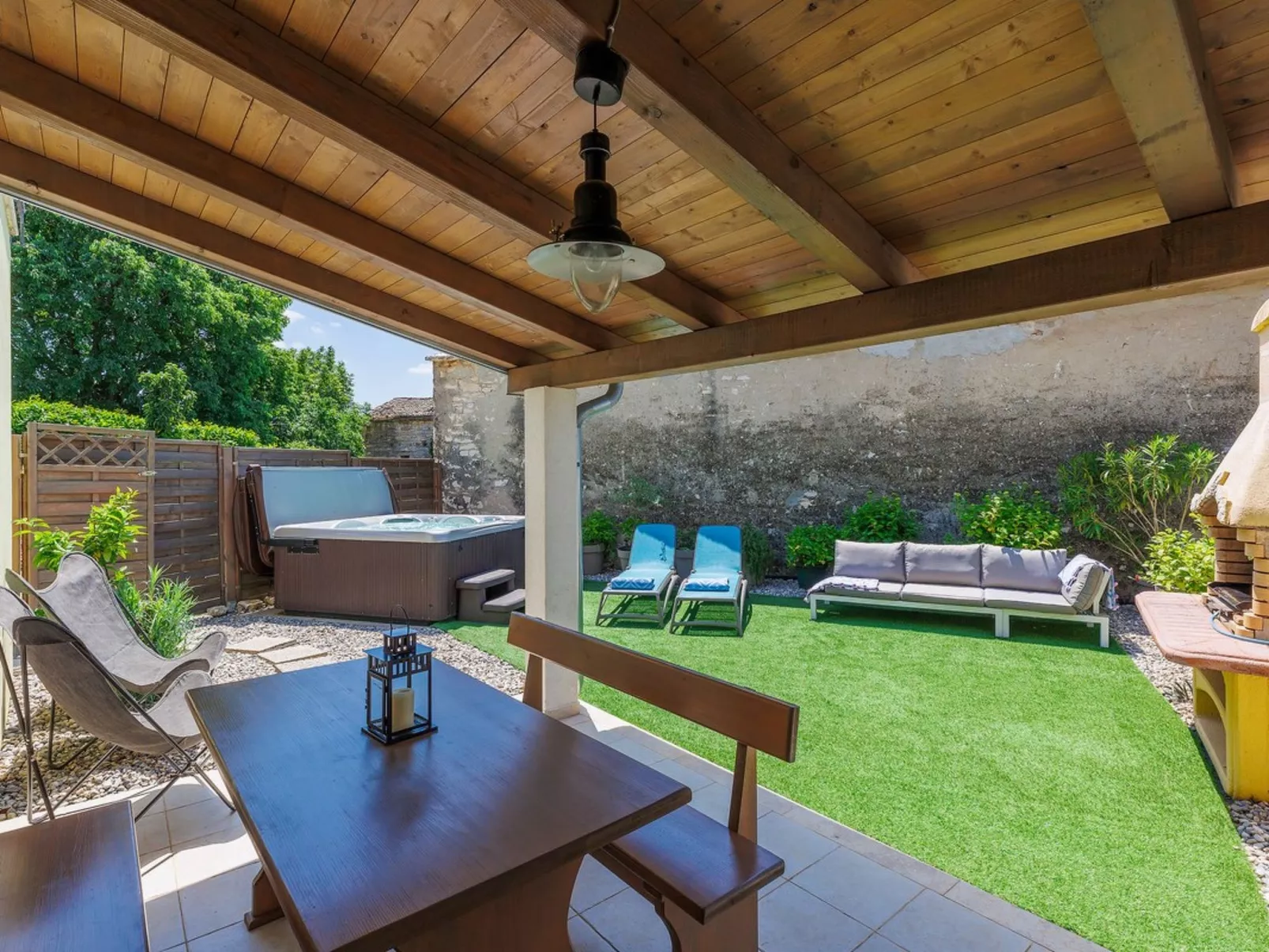 House Ana - Image-tags.info