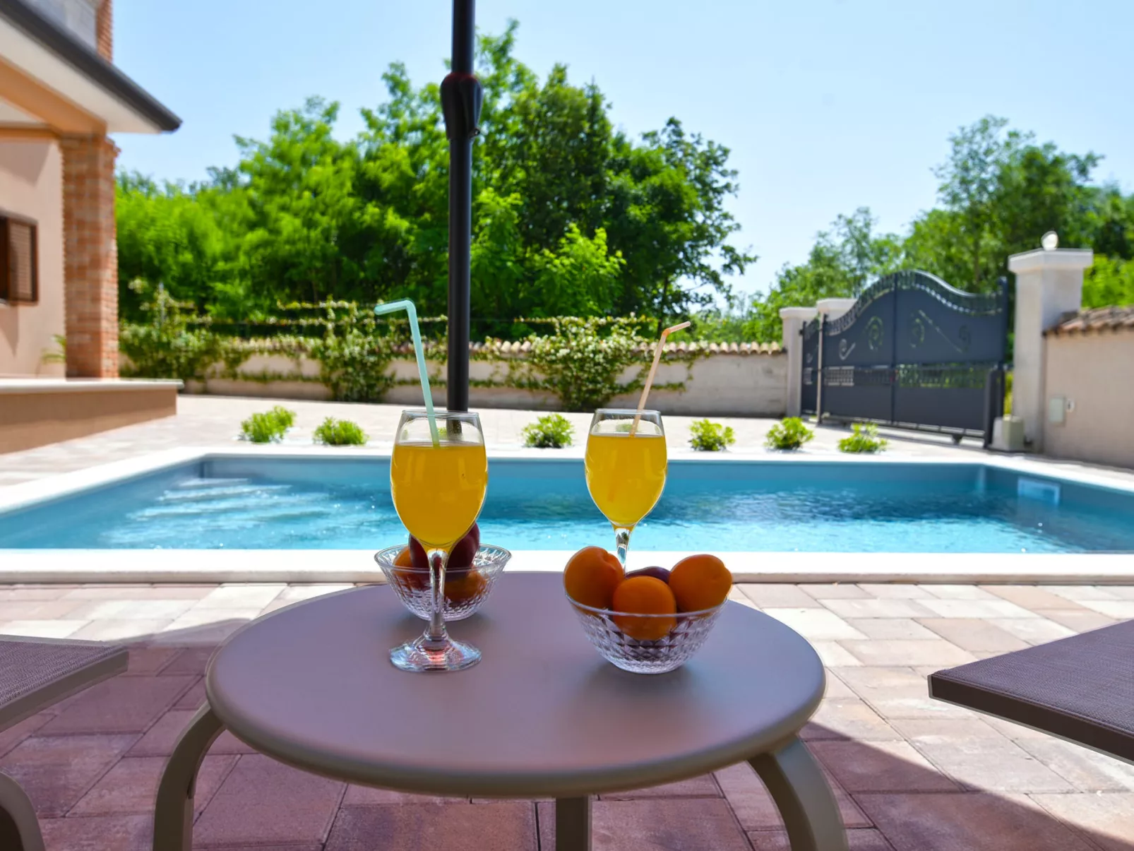 House 1762 - Image-tags.info