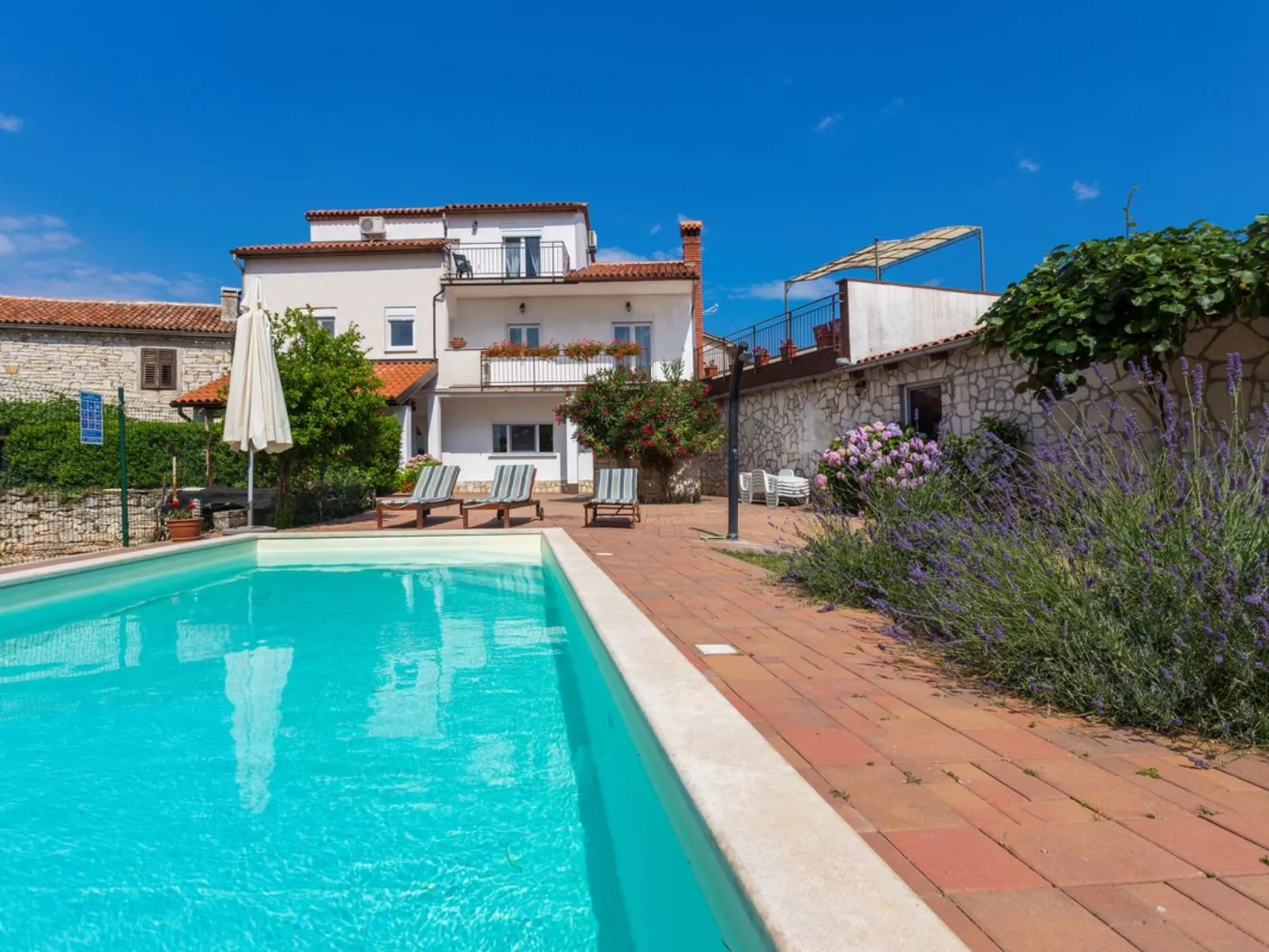 Casa Kujići - Image-tags.info