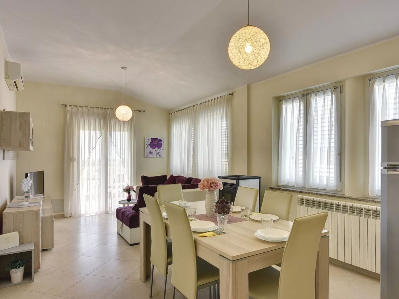 House Sunset - Binnen