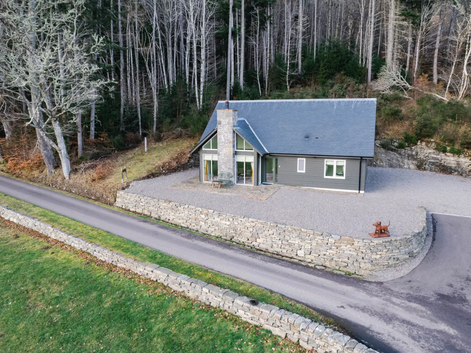 Kennel House - Buiten