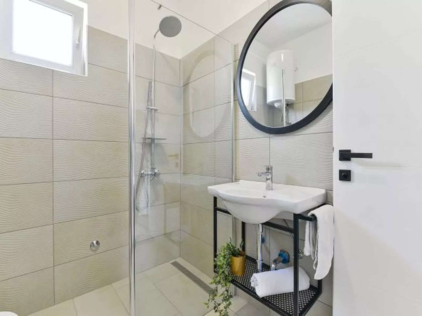 Holiday house Bianca with pool - Image-tags.info