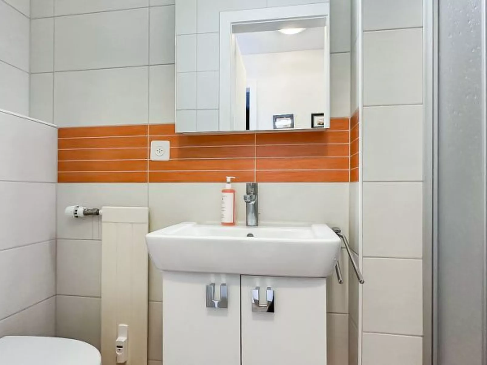 Pied-à-terre in Crans-Montana, pool and view - Swi - Binnen