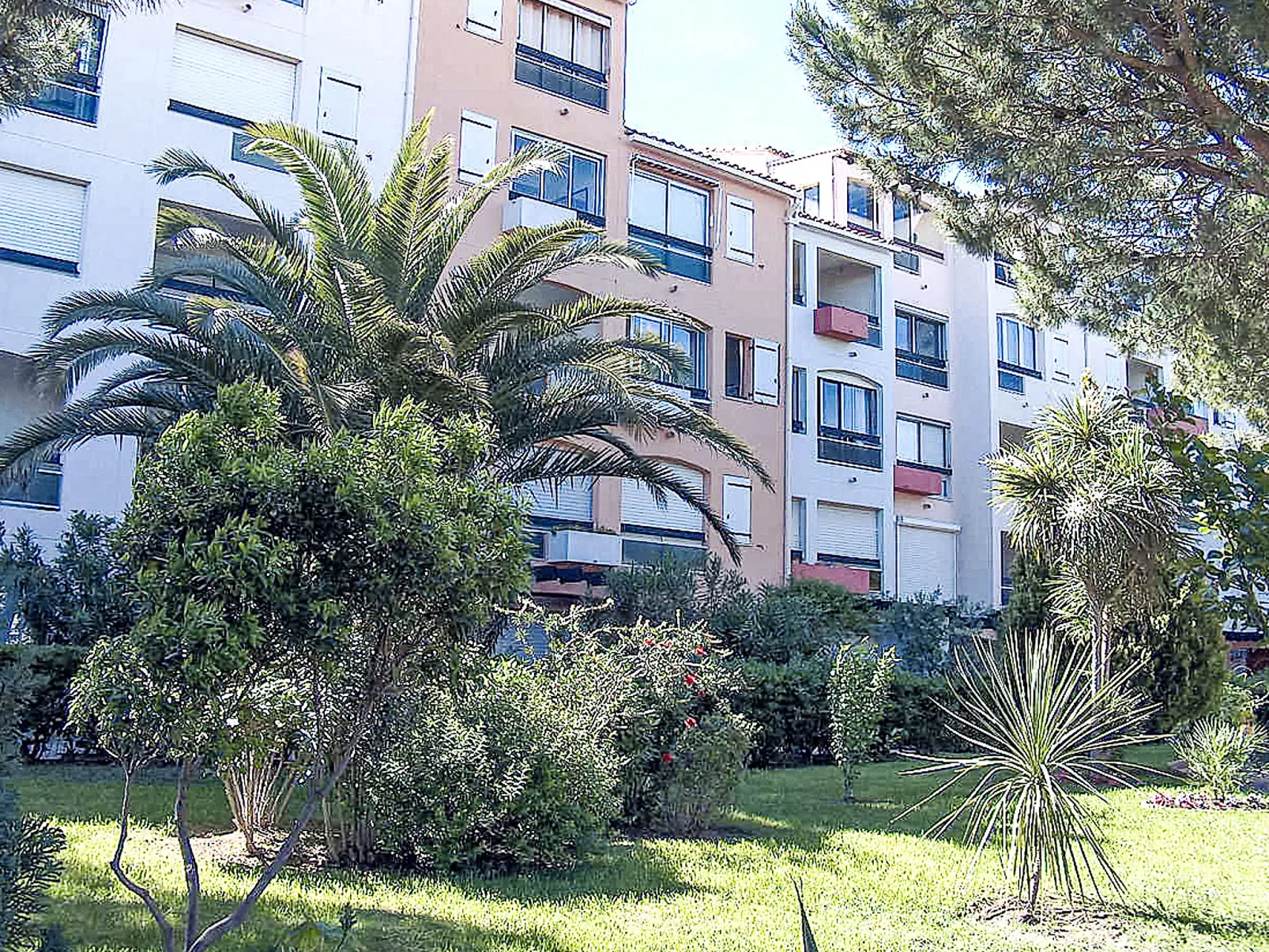 Les Caraïbes - Buiten