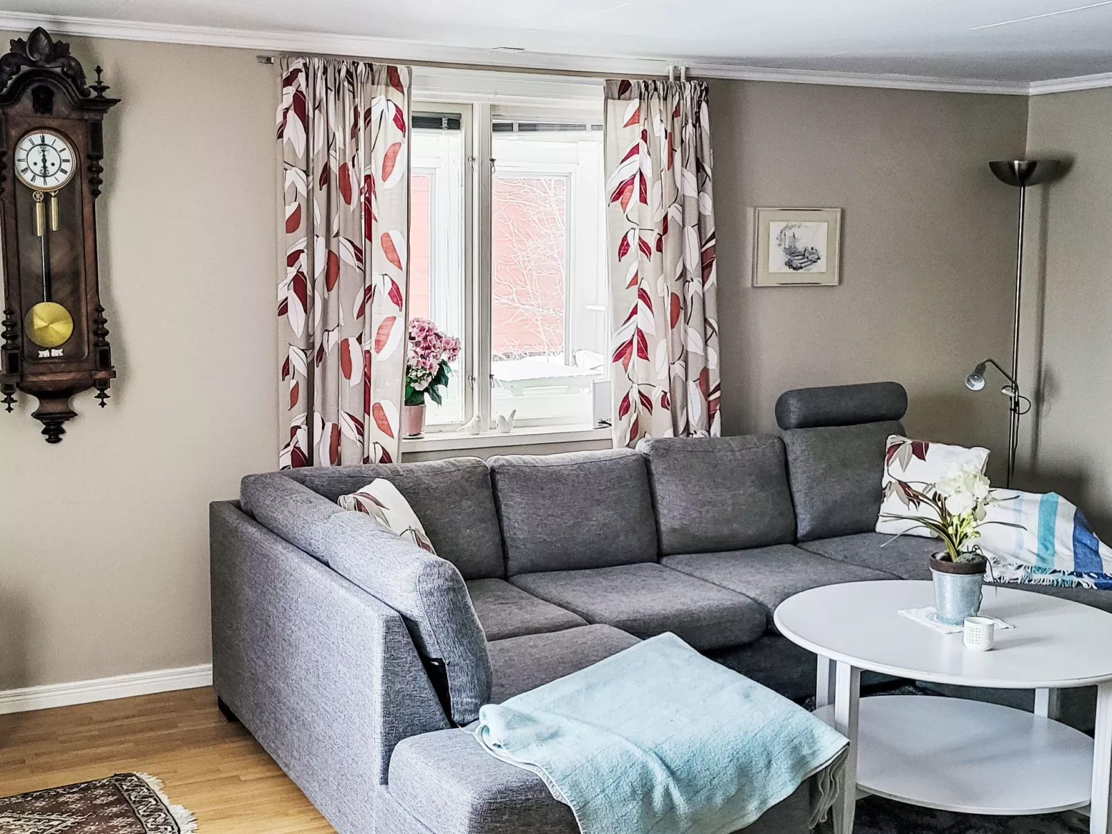 Äppelgården - Binnen