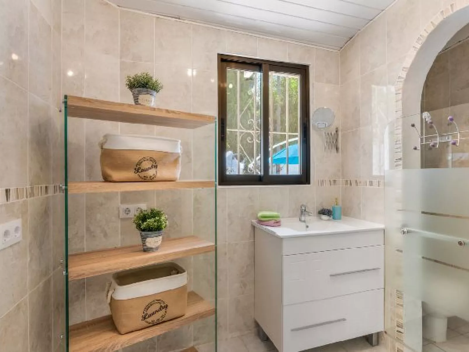 Villa Ametler - Plus - Image-tags.info