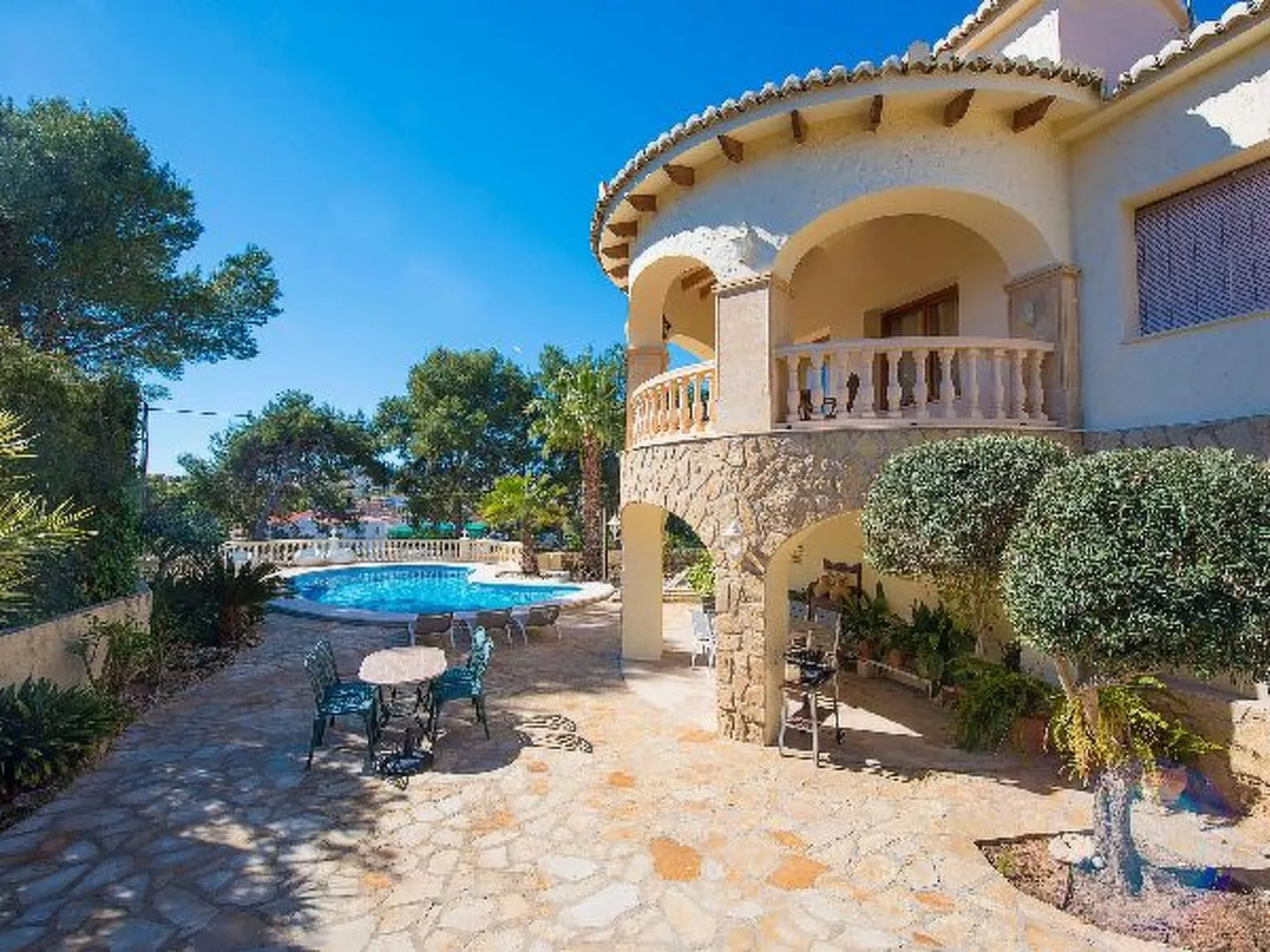 Villa Devis - PlusHolidays - Image-tags.info