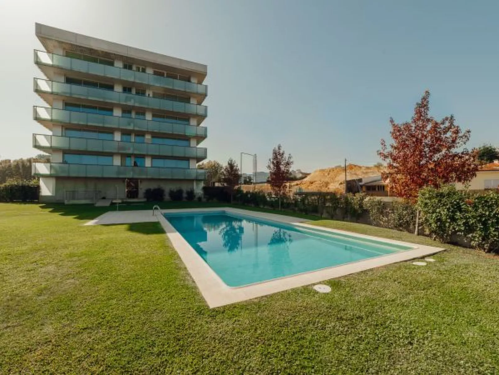 AMAZING DESIGN GARDEN with POOL by VACATIONY - Buiten