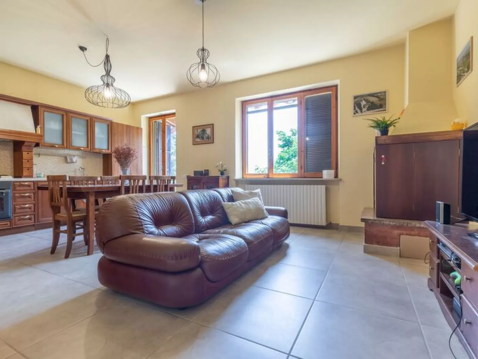 Sunrise Hill Holiday Home - Binnen