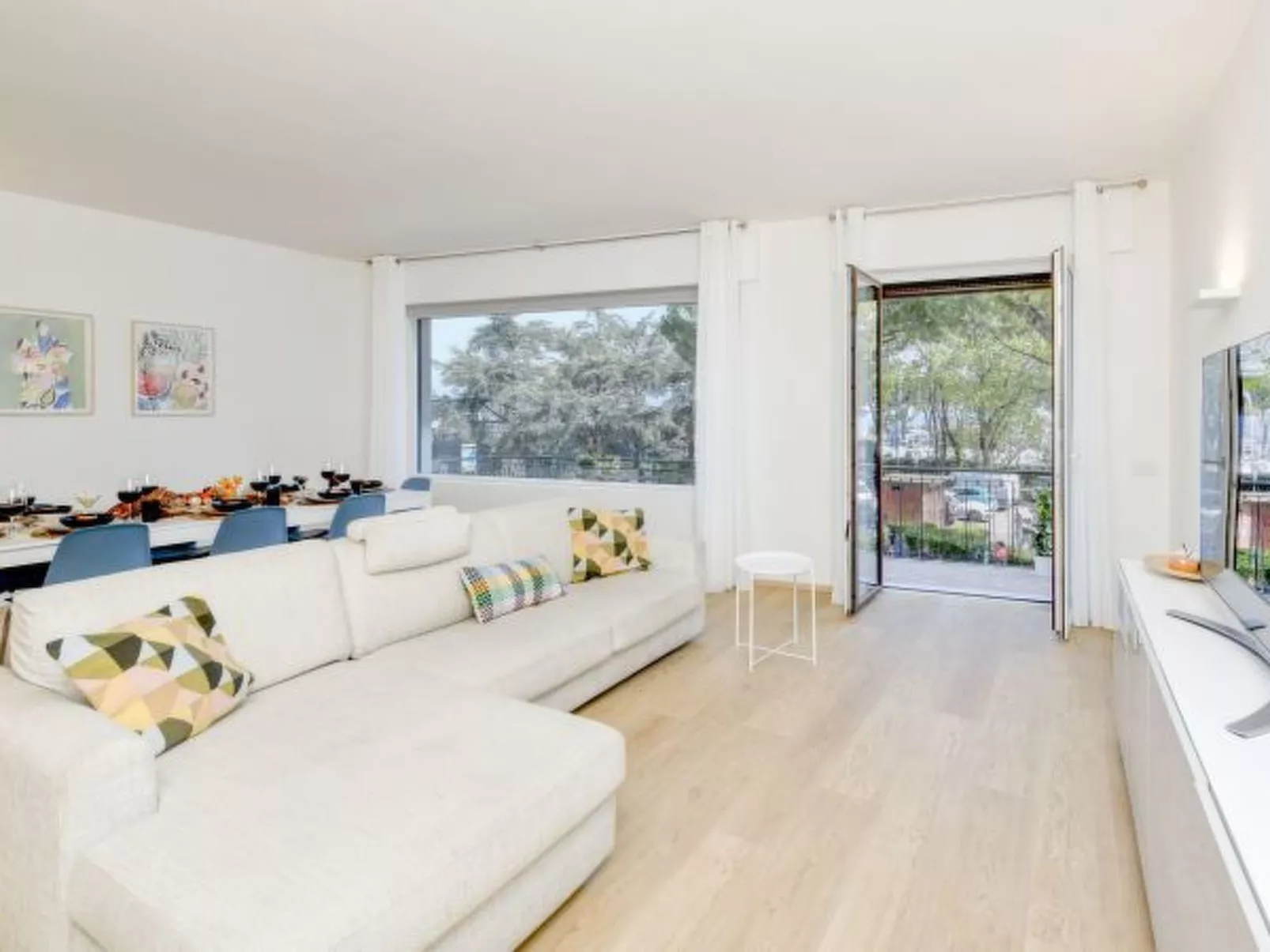 DesenzanoLoft - Der Riese vom See - Image-tags.info