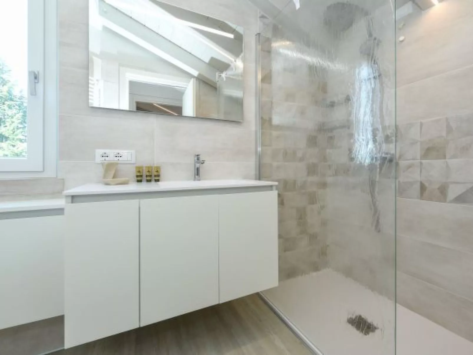 Desenzanoloft H2O Green Residence - Image-tags.info