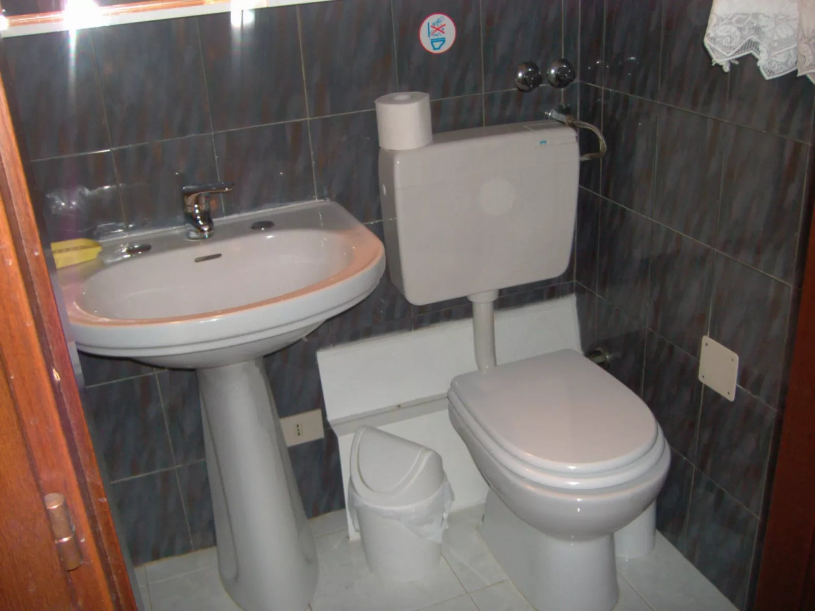 Zimmer Nr. 2 - Stockwerk Nr. 3. - Binnen