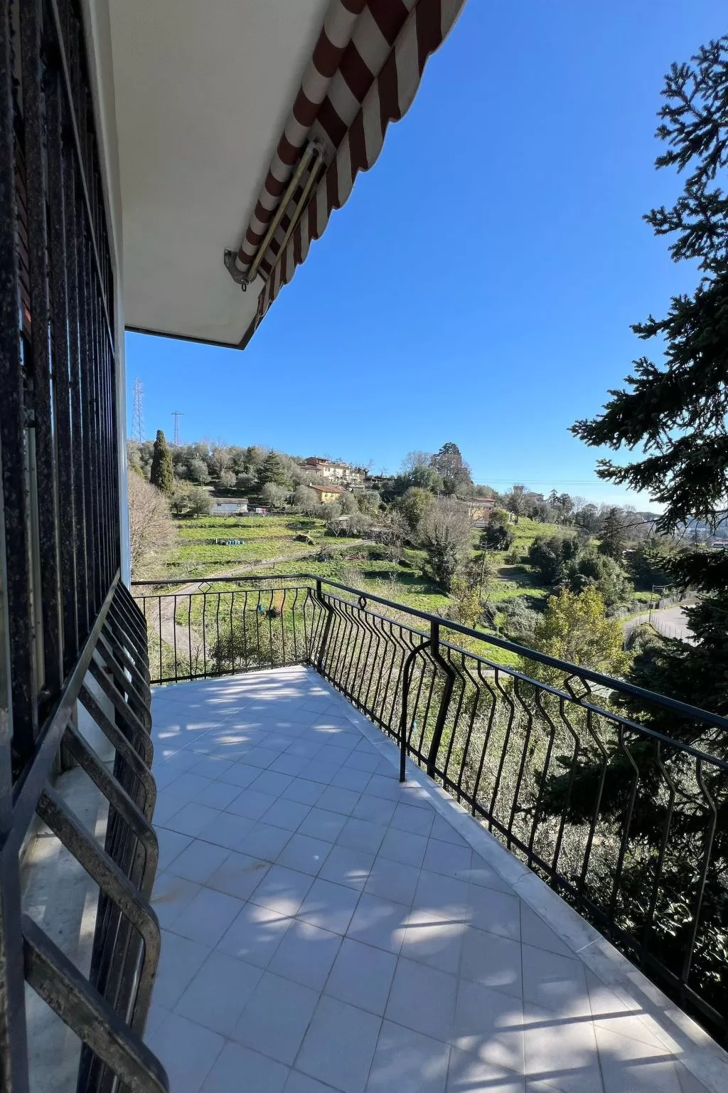 Oase der Entspannung mit Panoramablick - Image-tags.info