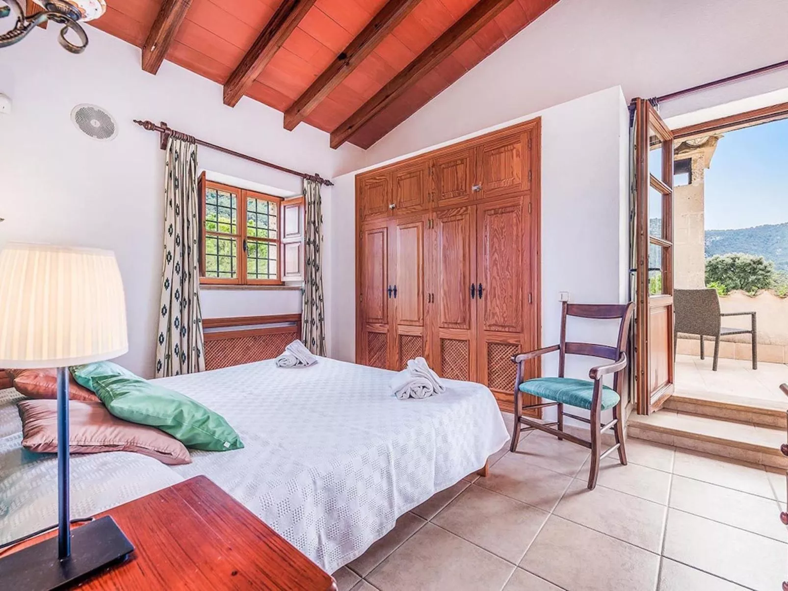 Ferienvilla "Rafalet - Binnen