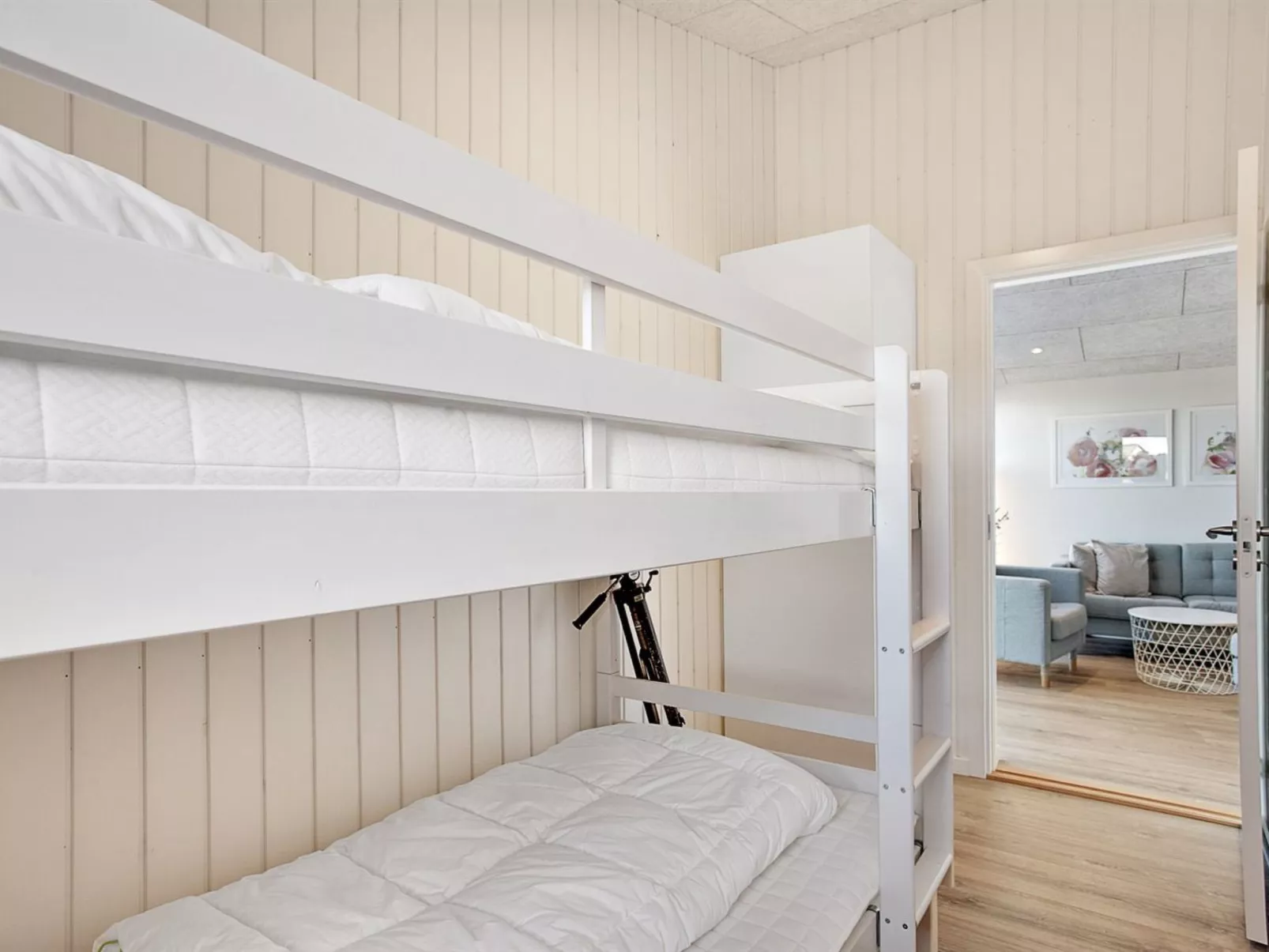 "Edy" - 75m from the sea - Binnen