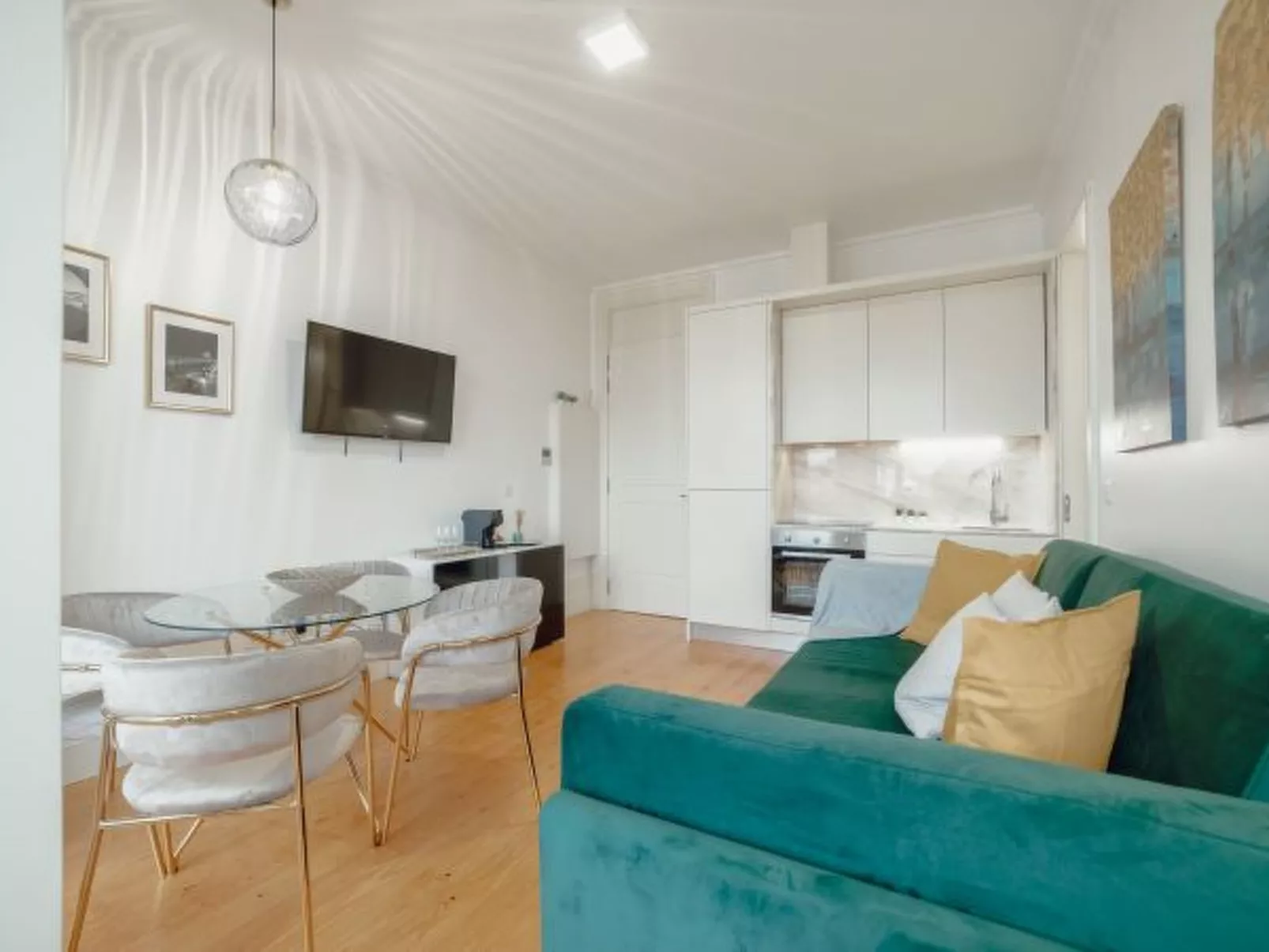 DOWNTOWN PREMIUM APARTMENT by VACATIONY - Binnen