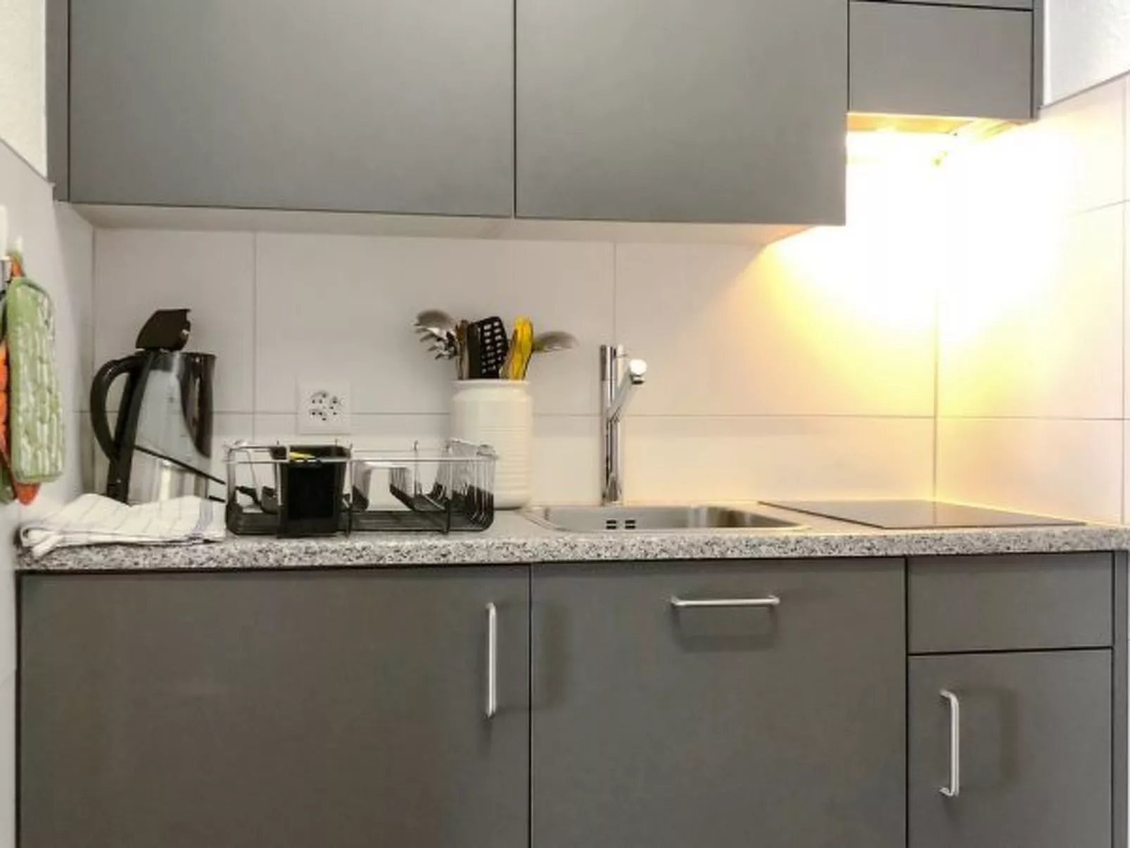 Wake up to the Matterhorn - Binnen