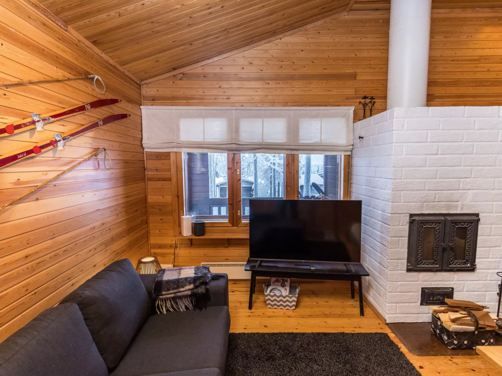 Kelokaltiokylä mökki 58 - Binnen