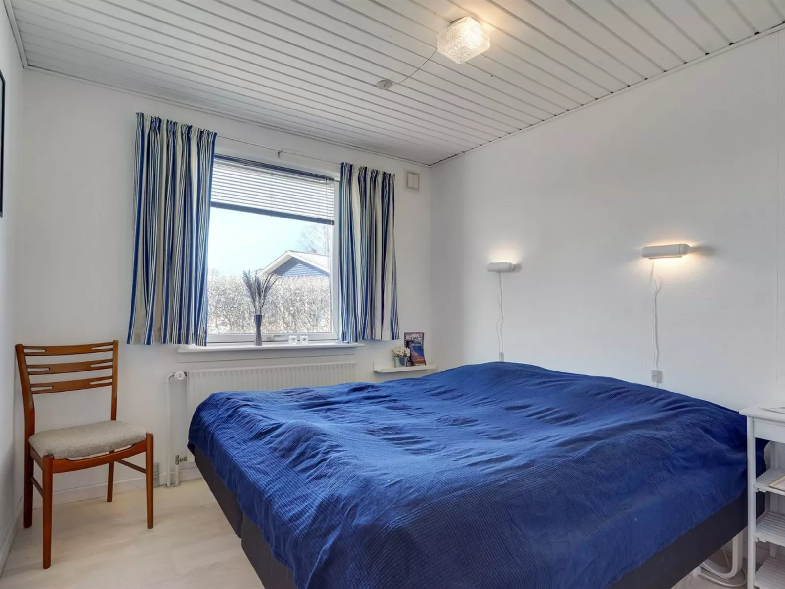 "Fredrikke" - 50m from the sea - Binnen