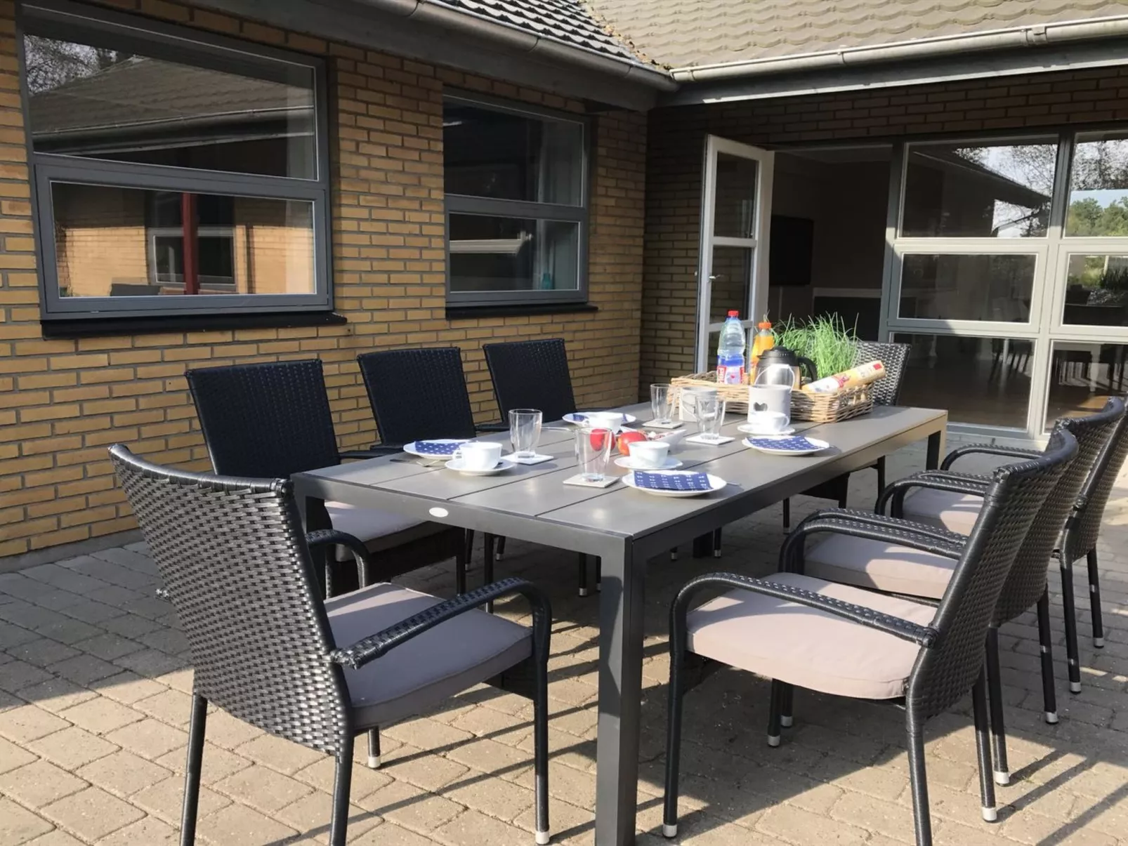 "Sana" - 2.5km from the sea - Buiten