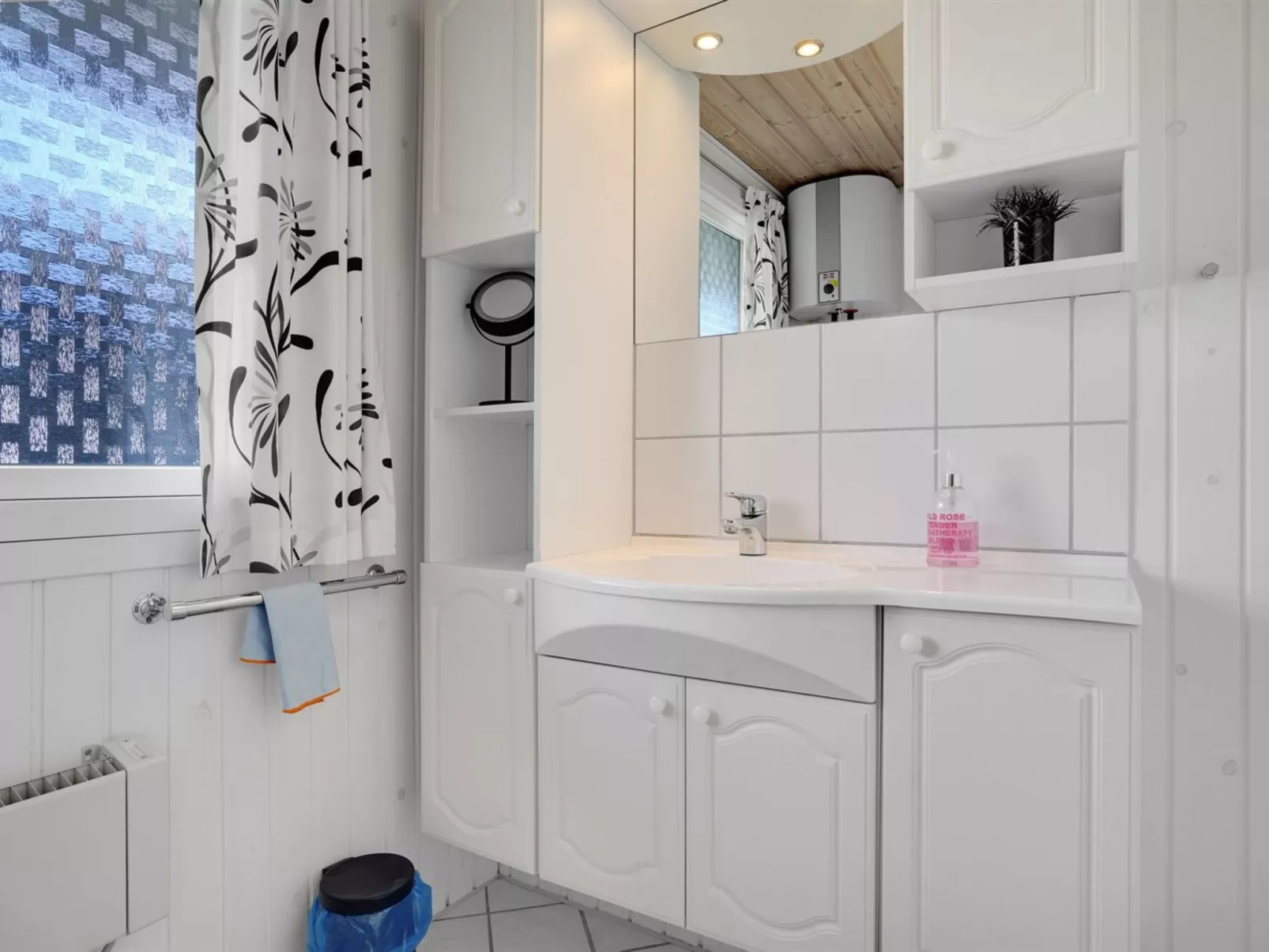 "Gardis" - 100m from the sea - Binnen