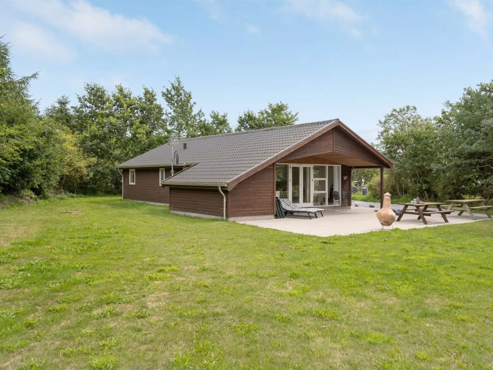 "Alvi" - 400m to the fjord - Buiten