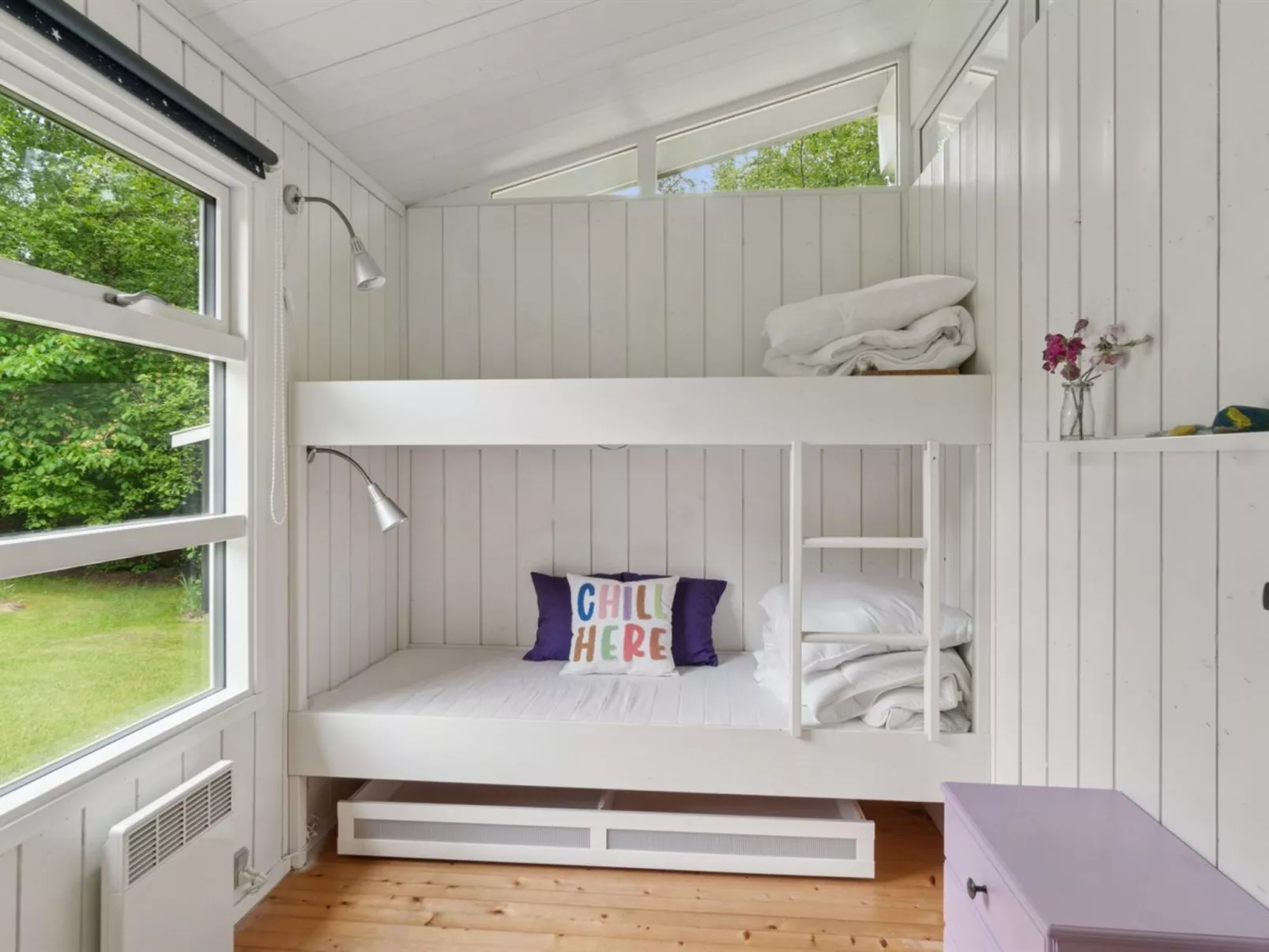 "Sylvana" -  from the sea - Binnen