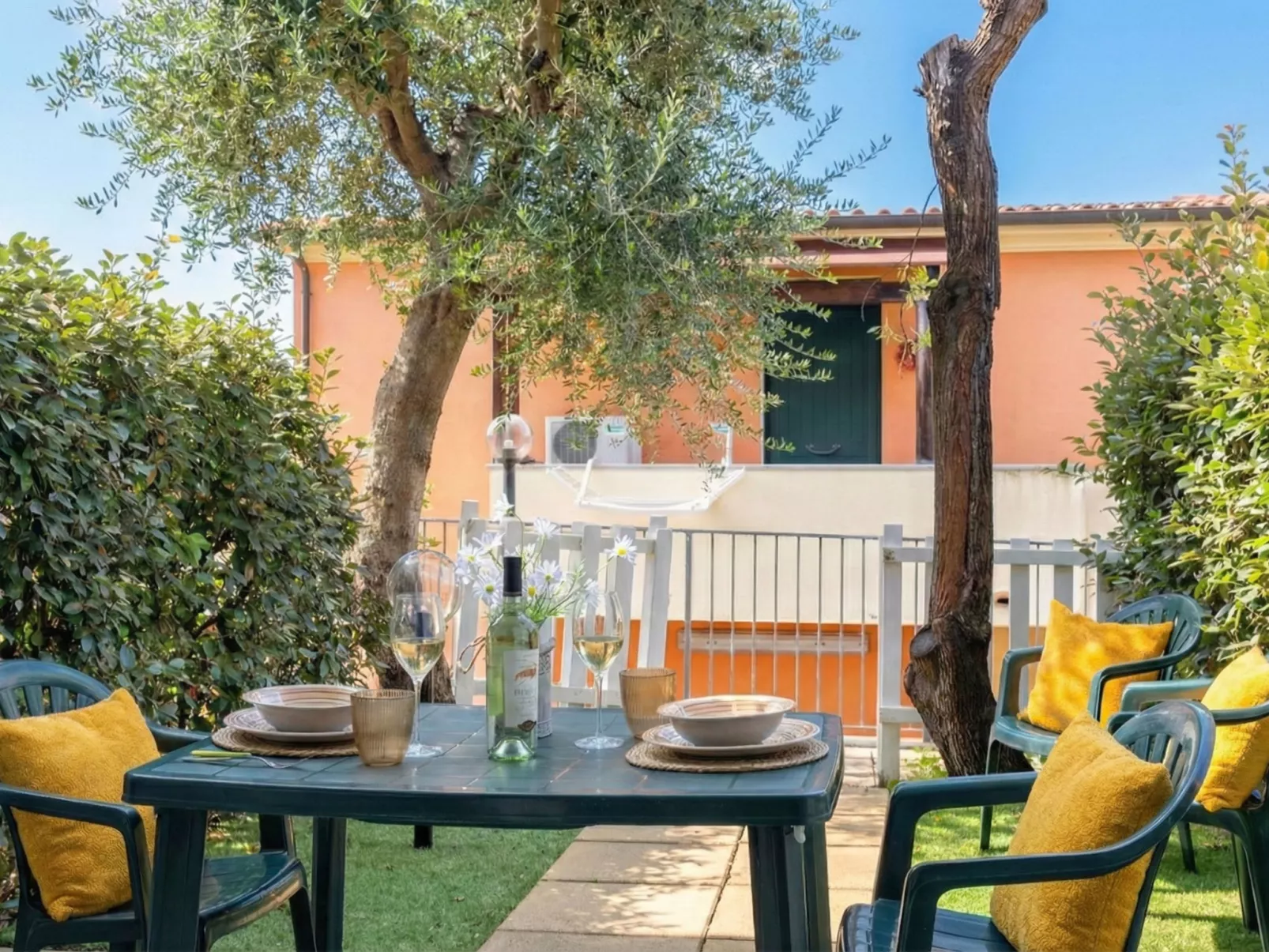 Spritz Home - Buiten