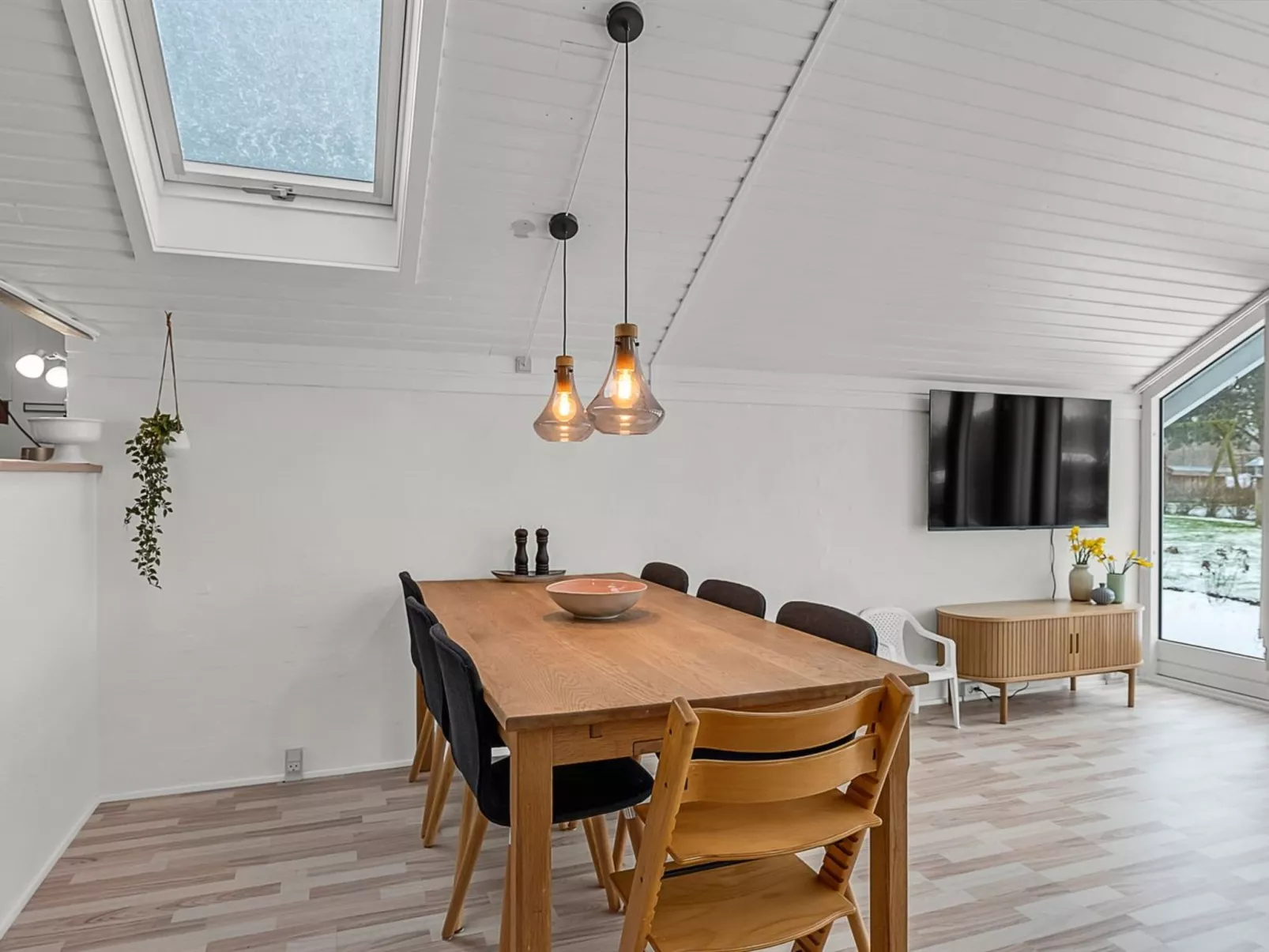 "Hielm" - 490m from the sea - Binnen