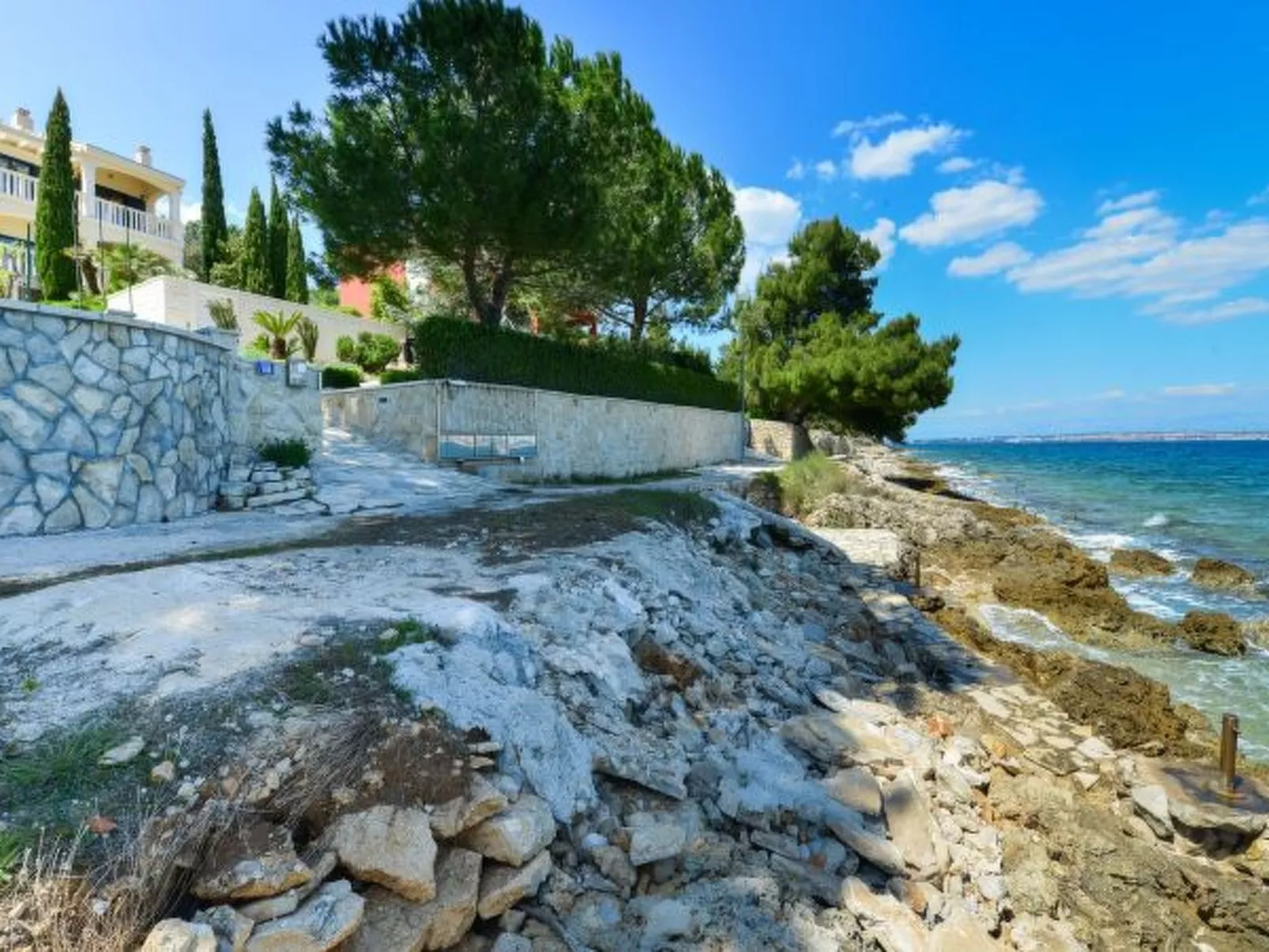 Beachfront Villa Mediterranea with pool - Image-tags.info