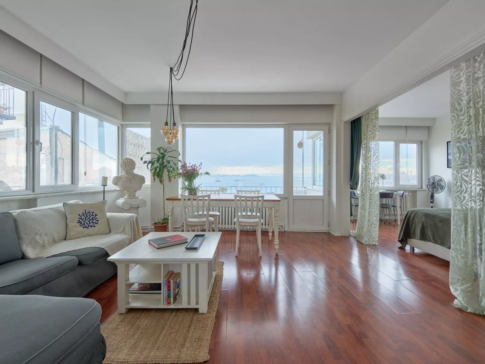 Wohnung mit Blick auf die Halbinsel von Istanbul - Binnen