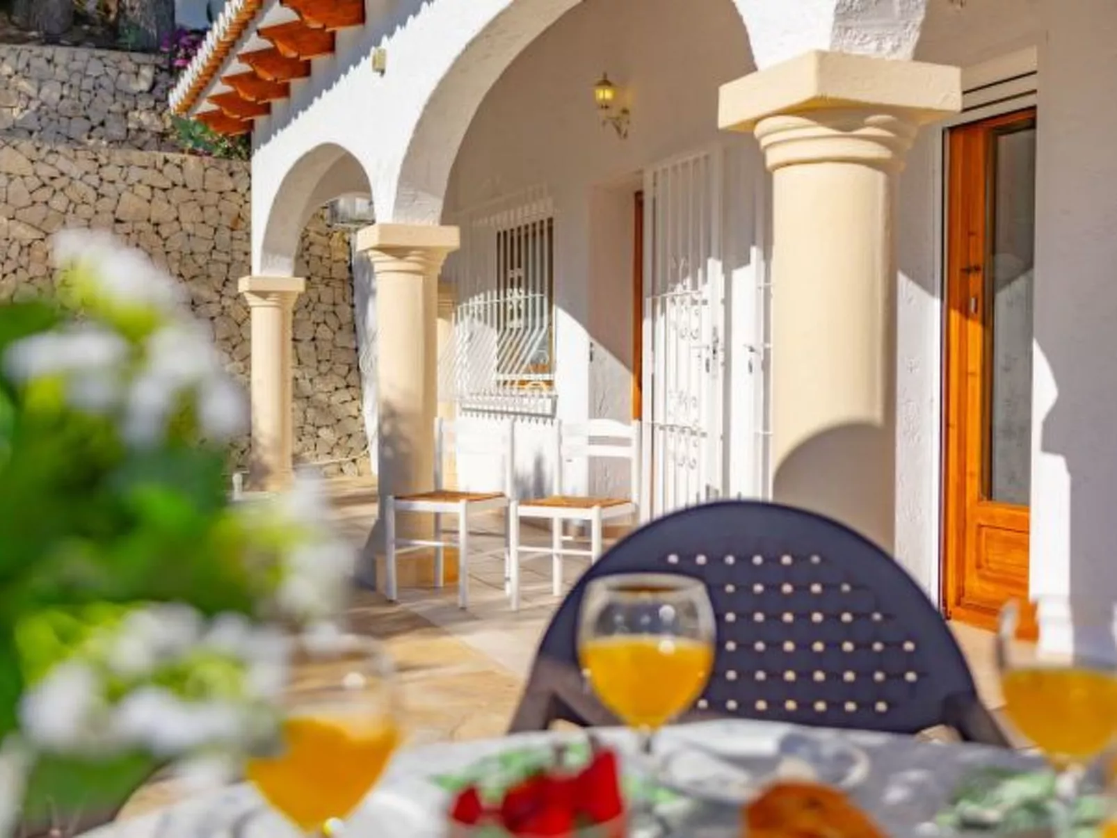 Villa Lehman - PlusHolidays - Image-tags.info