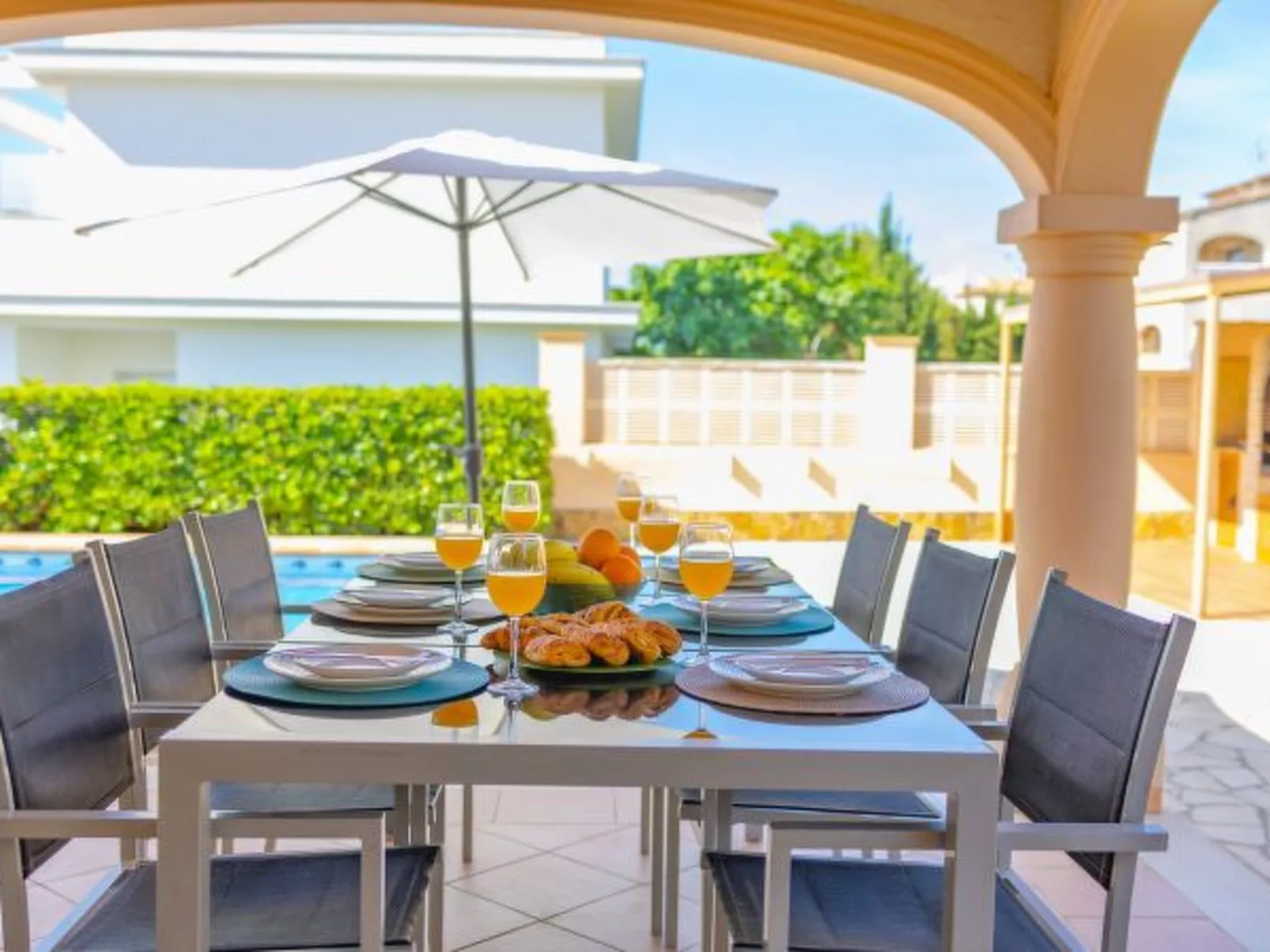 Villa Almendros - PlusHolidays - Image-tags.info