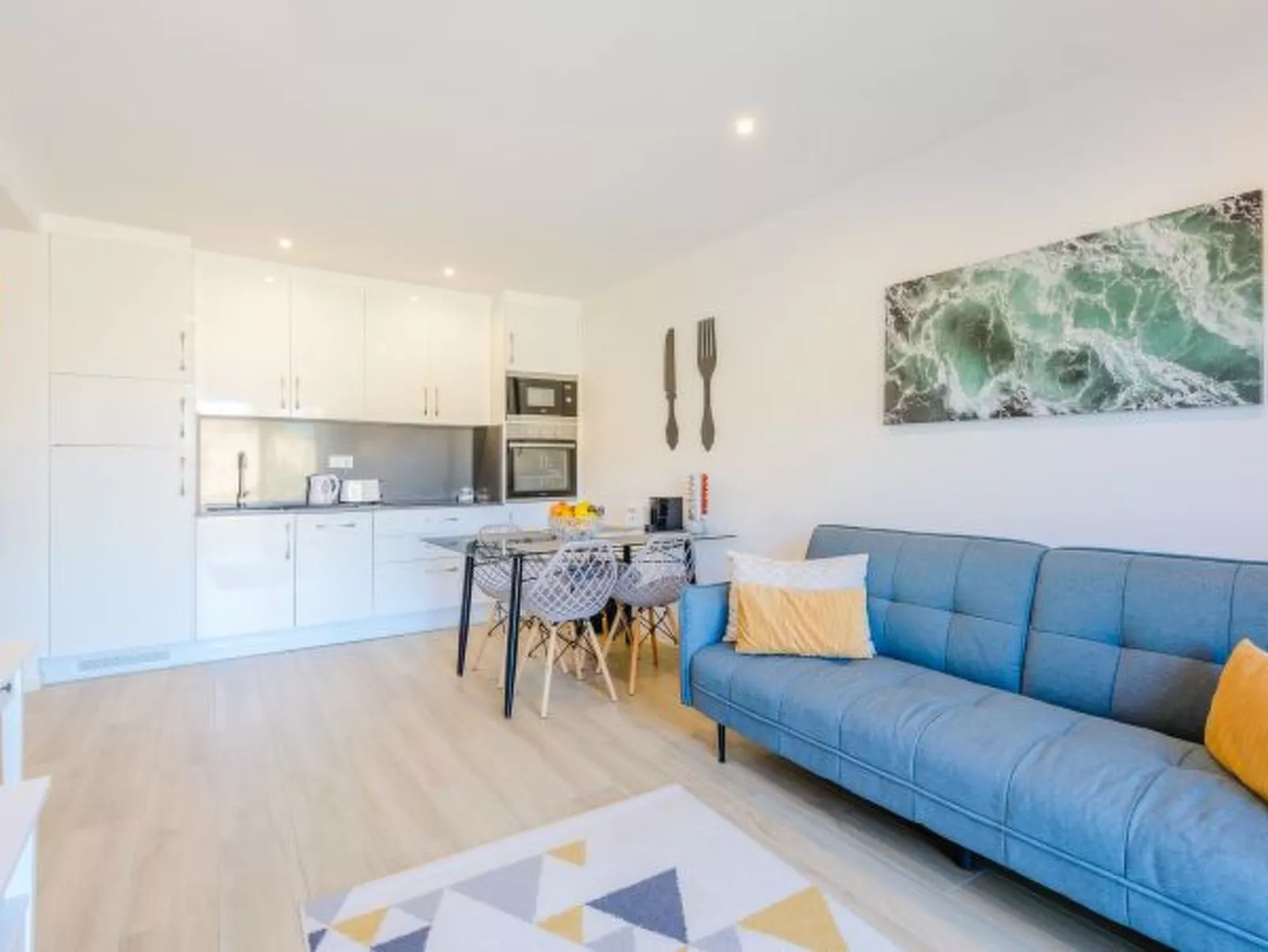 The Little Paradise with Sea Views - Binnen