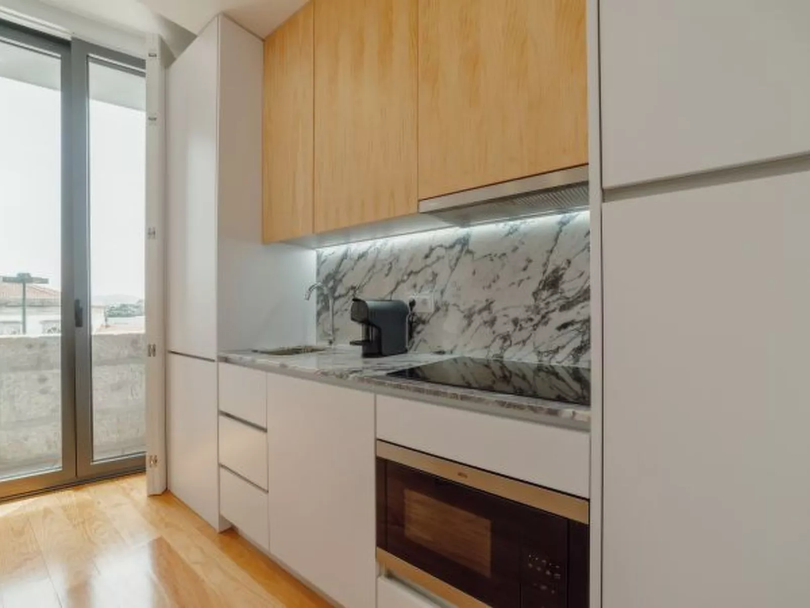 COURTYARD OPORTO DESIGN APARTMENT F - Binnen