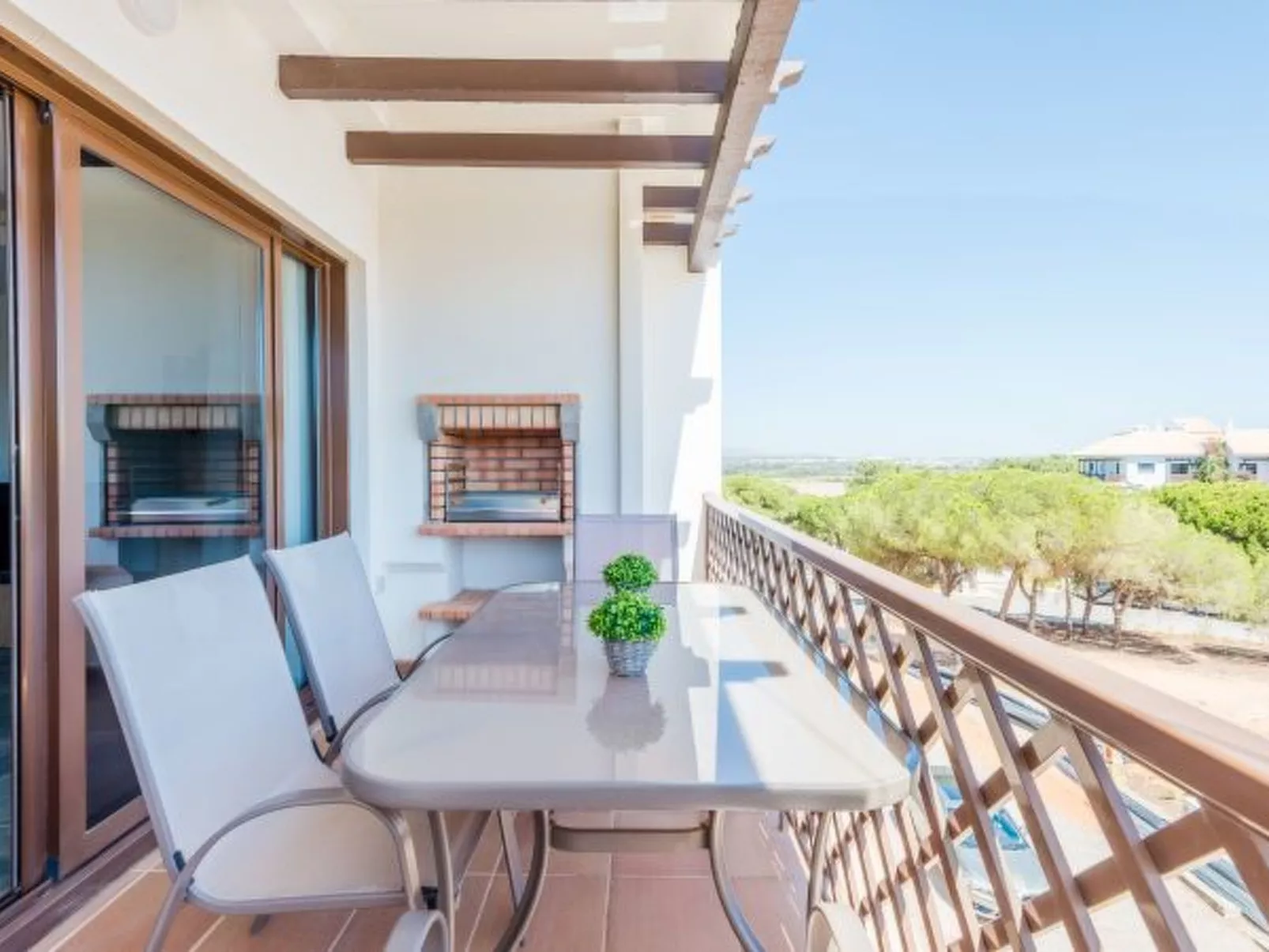 Falesia Beach C at Falesia Beach - Buiten