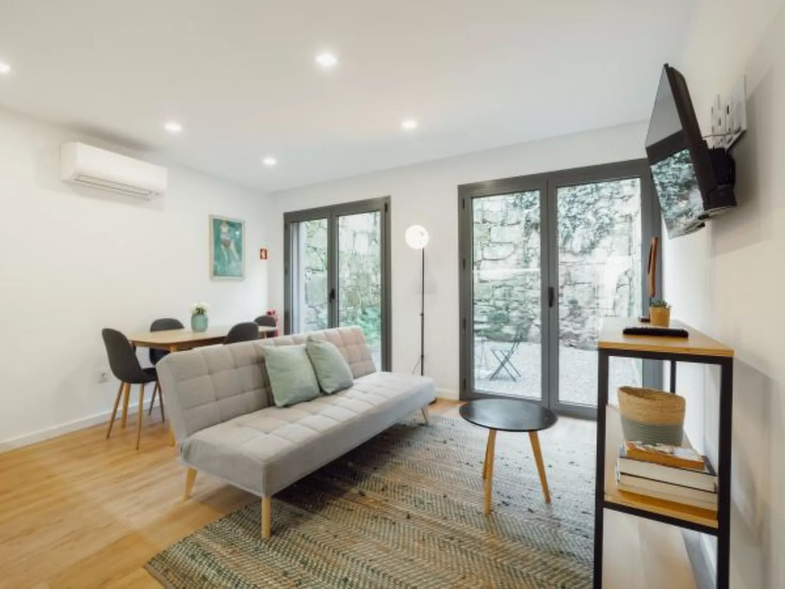 COURTYARD OPORTO DESIGN APARTMENT K WITH TERRACE - Binnen