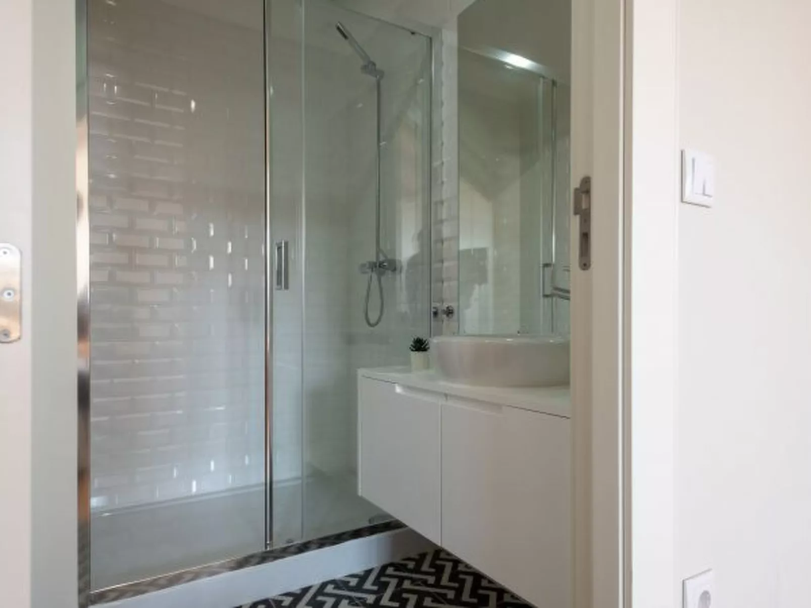 OPORTO ROOFTOP STUDIO by VACATIONY - Binnen