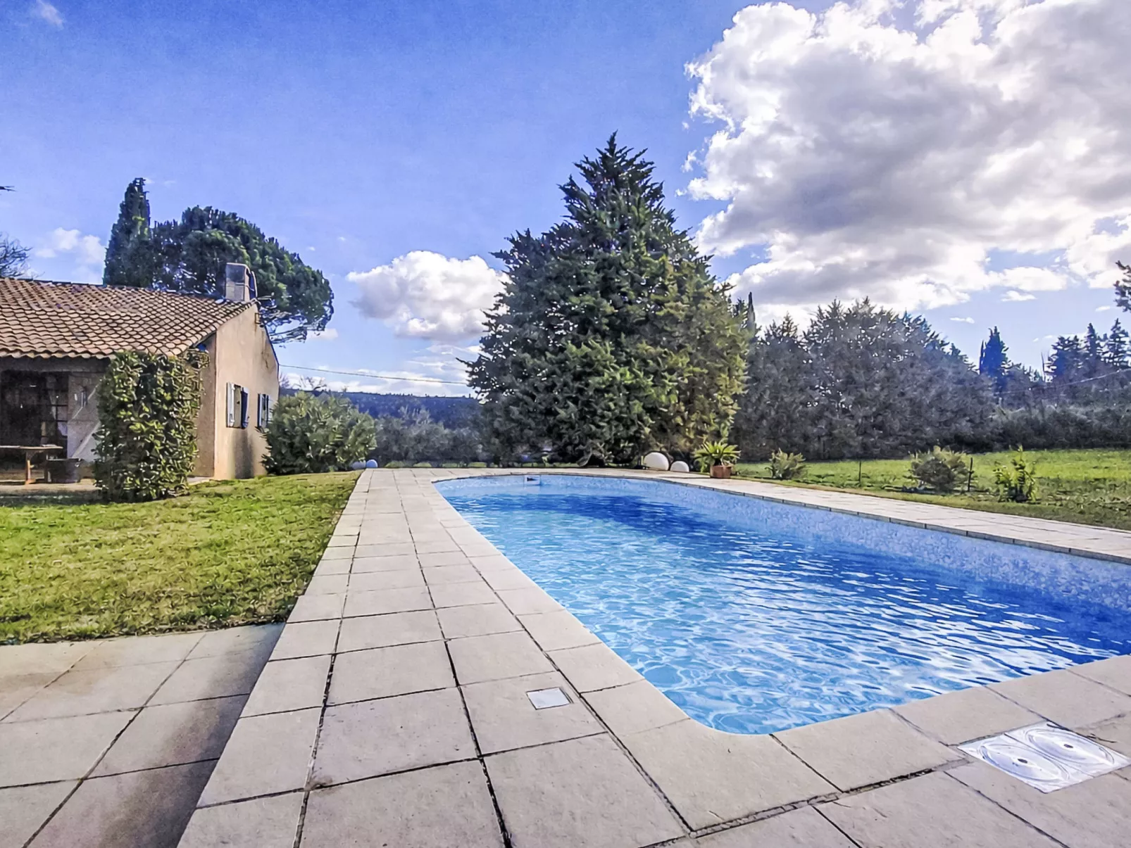 La Maisonnette - Buiten