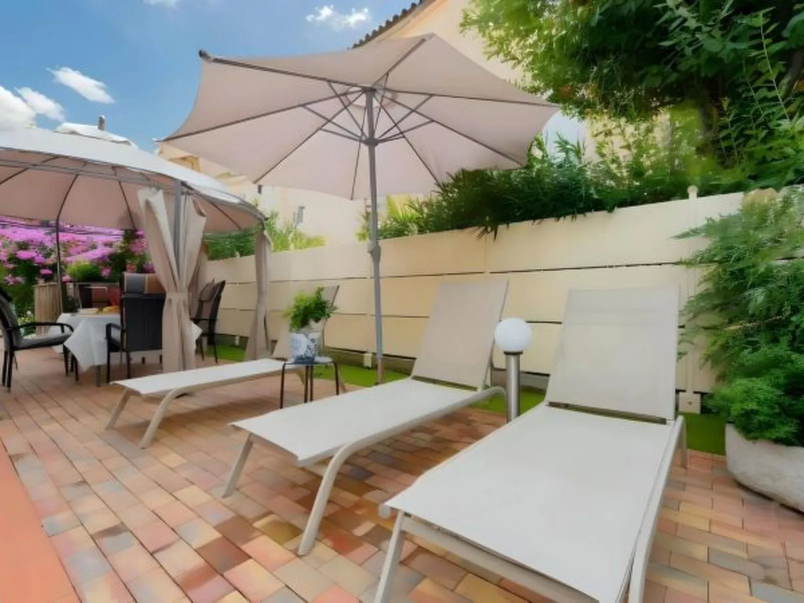 Desenzanoloft Garden and Pool - Image-tags.info