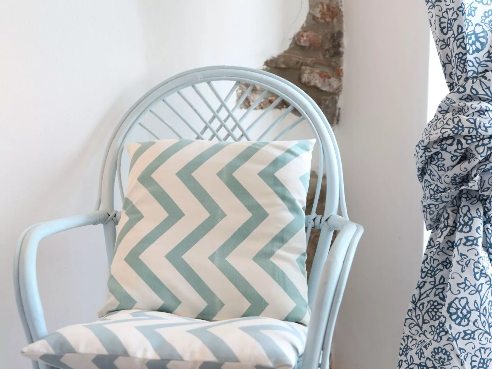 Studio-Apartment im alten Stadtzentrum mit schöner Aussicht und Balkon mit Blic - Binnen