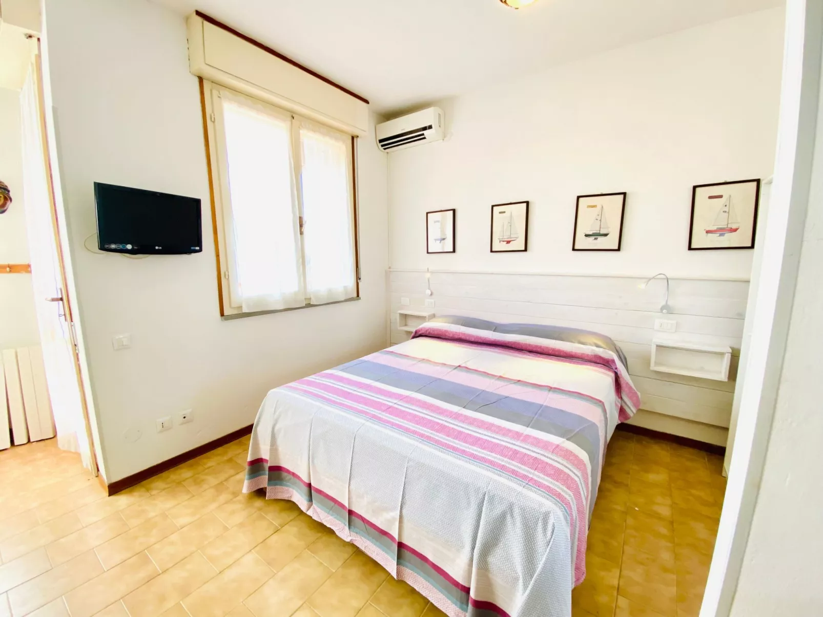 Für 4 Personen ca. 26 m&sup2; in Lido delle Nazioni, Emilia-Romagna (Provinz Fe - Image-tags.info