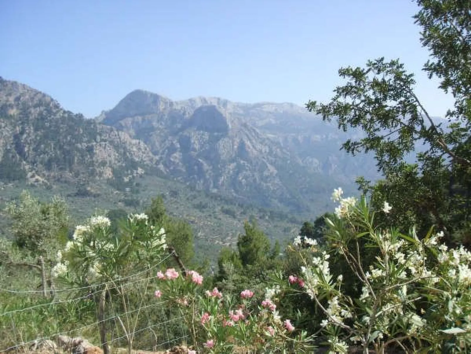 Berghütte in meeresnähe, ideal für ausflüge in die tramuntana-berge. - Image-tags.info