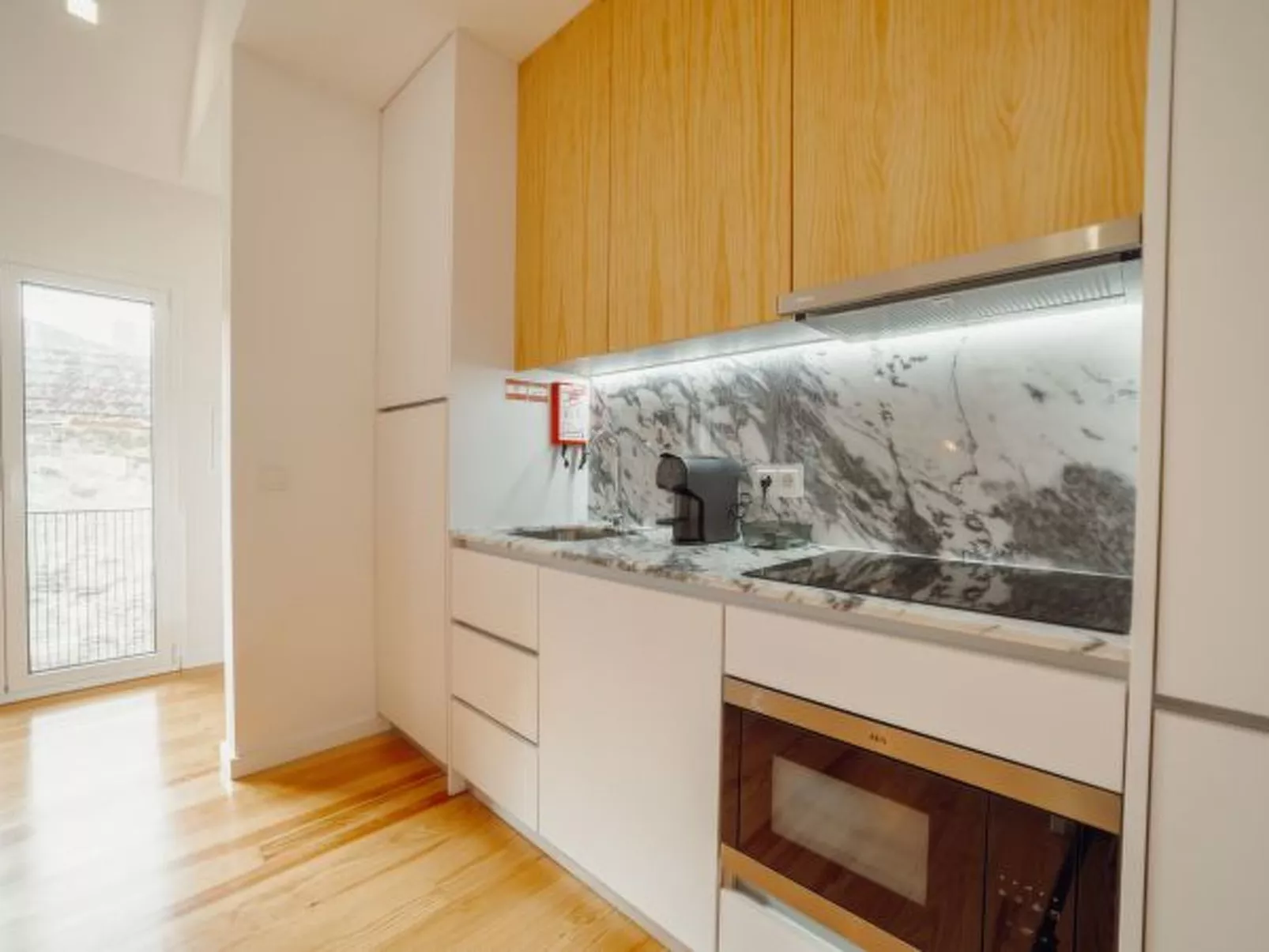 COURTYARD OPORTO DESIGN APARTMENT J - Binnen