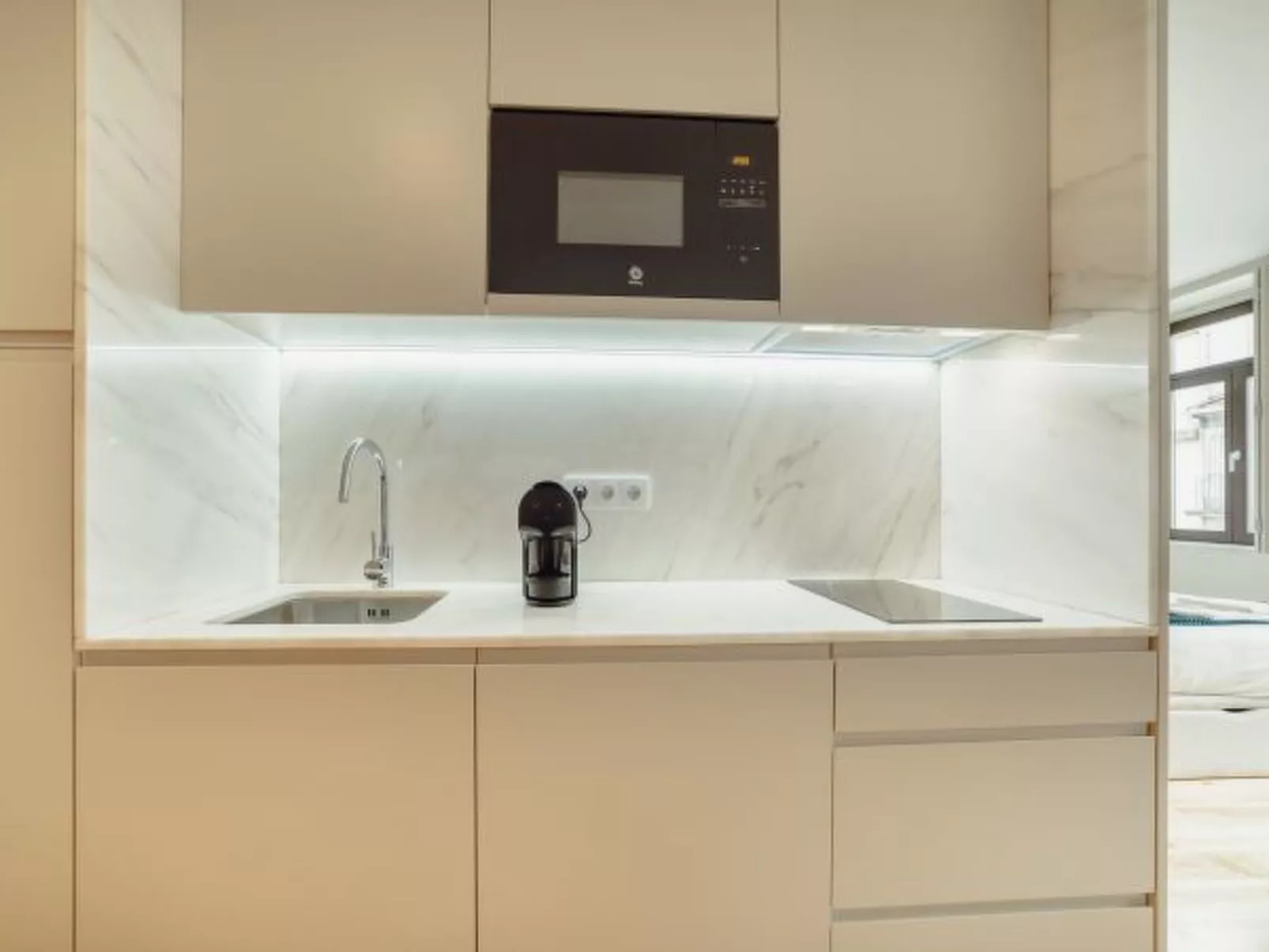 LEGACY OPORTO DESIGN APARTMENT F by VACATIONY - Binnen