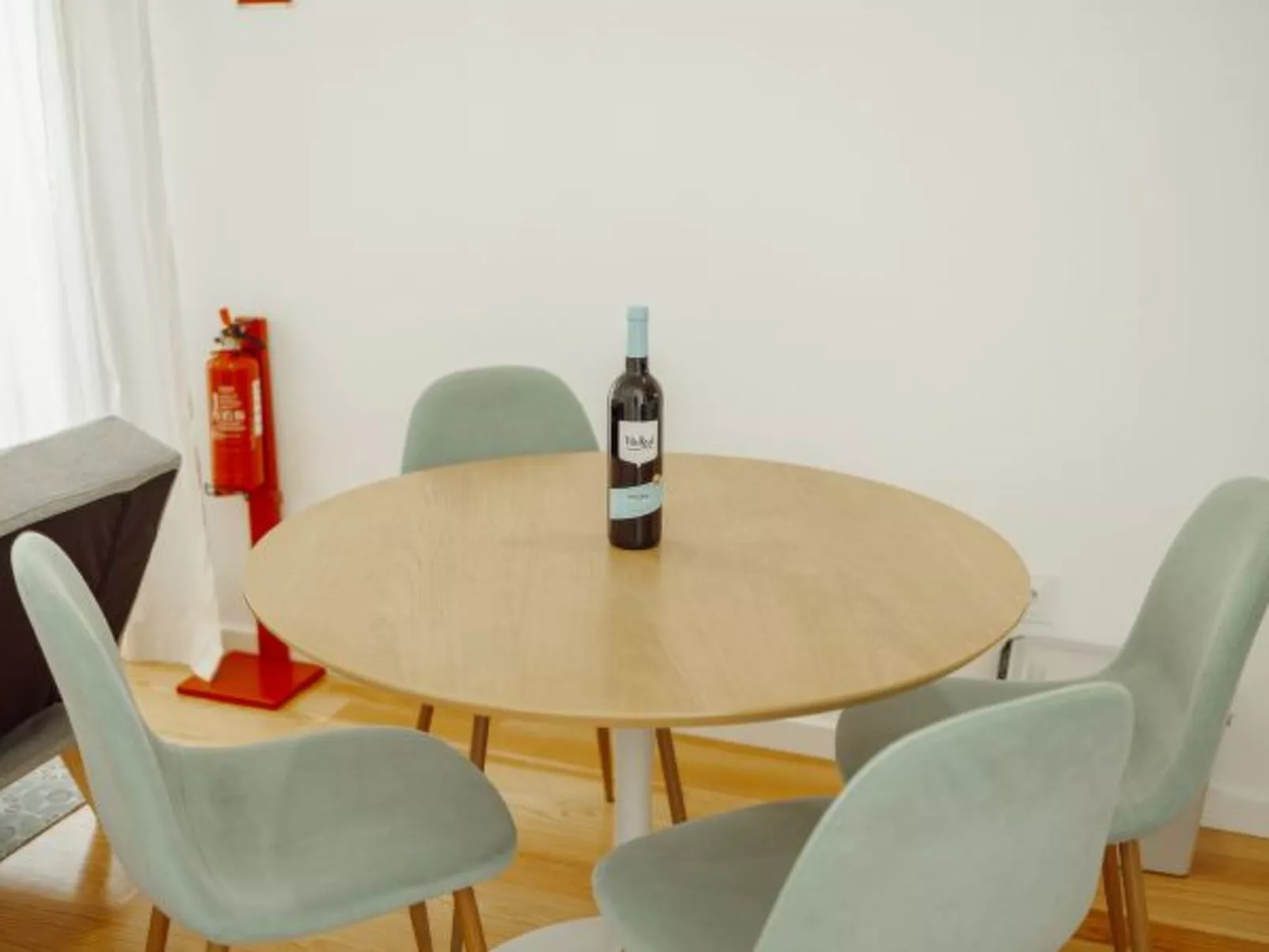 COURTYARD OPORTO DESIGN APARTMENT N - Binnen