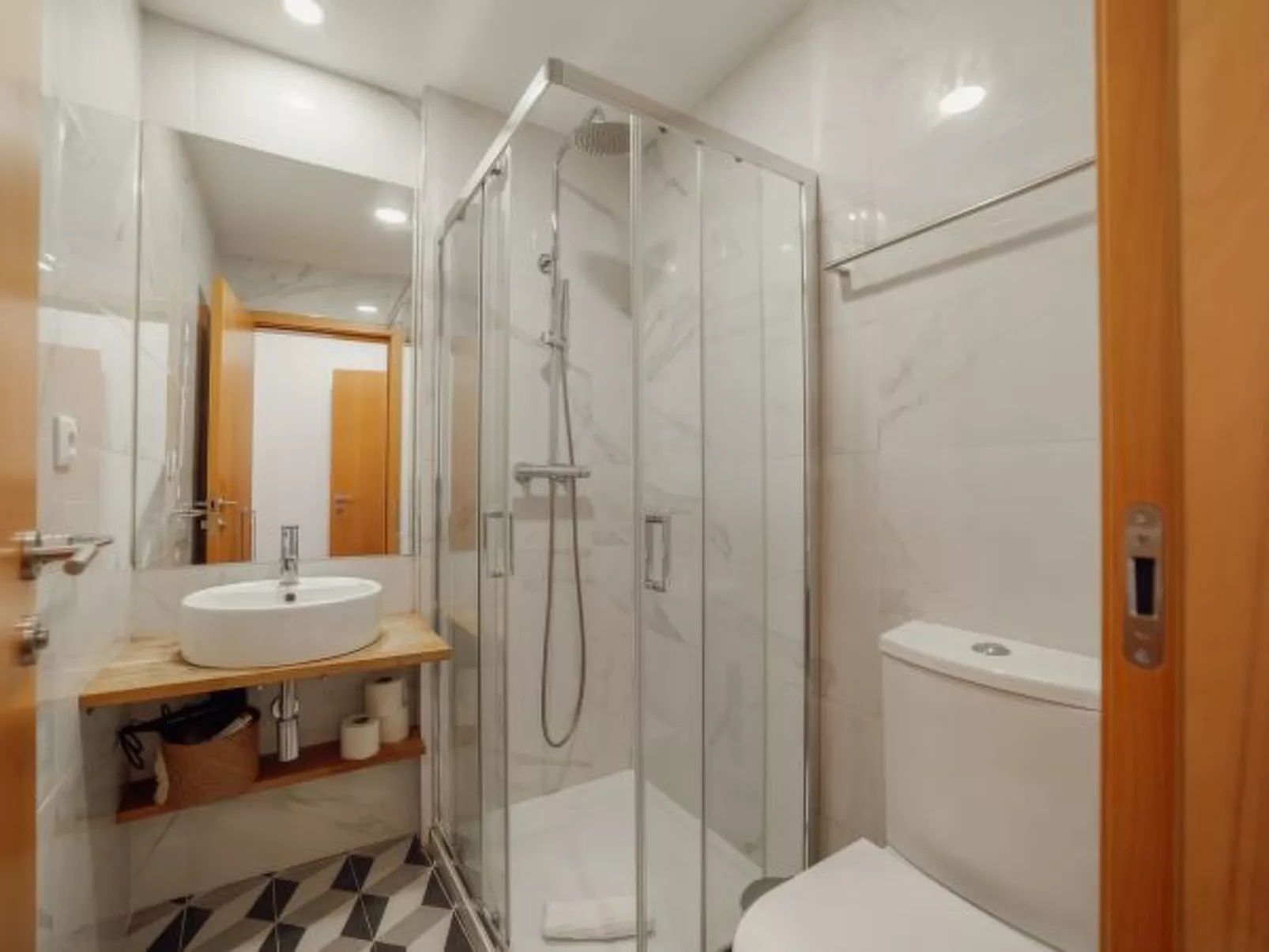 CHILLOUT TRINDADE HOME by VACATIONY - Binnen