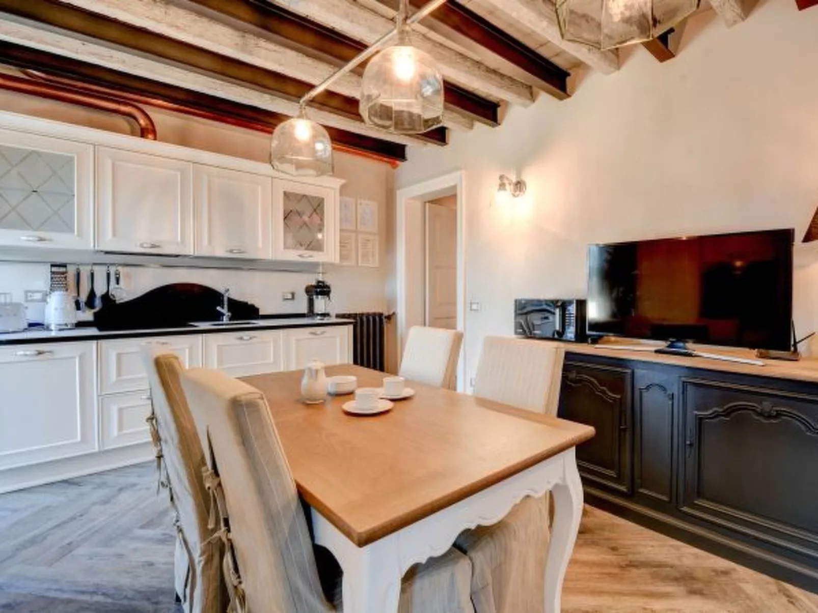 DesenzanoLoft : La Vite Luxury Appartment 2 CIN IT017067C2HOLOZDF9 - Image-tags.info