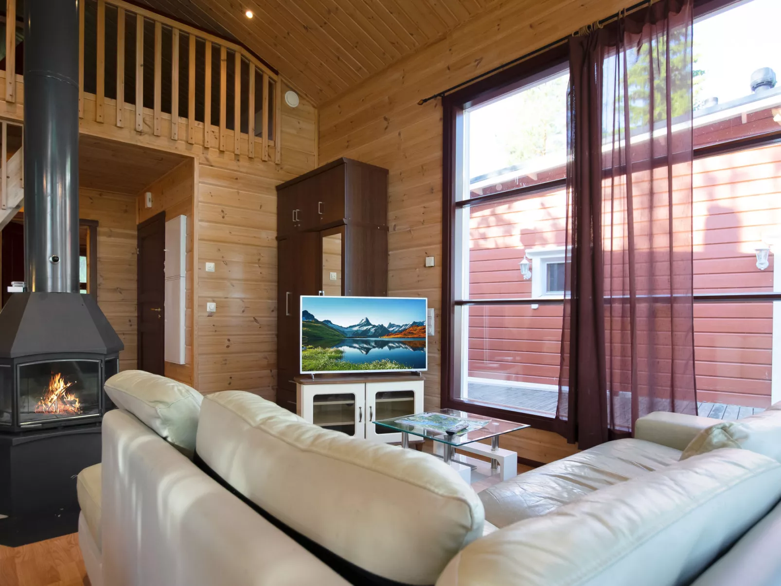 Tiirinniemi 27 a - Binnen